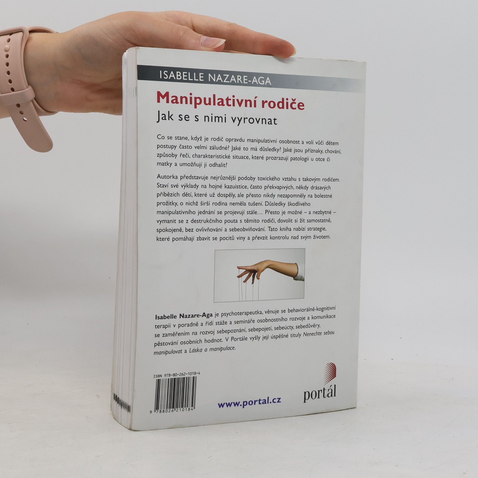 Isabelle Nazare-Aga Manipulativní rodiče