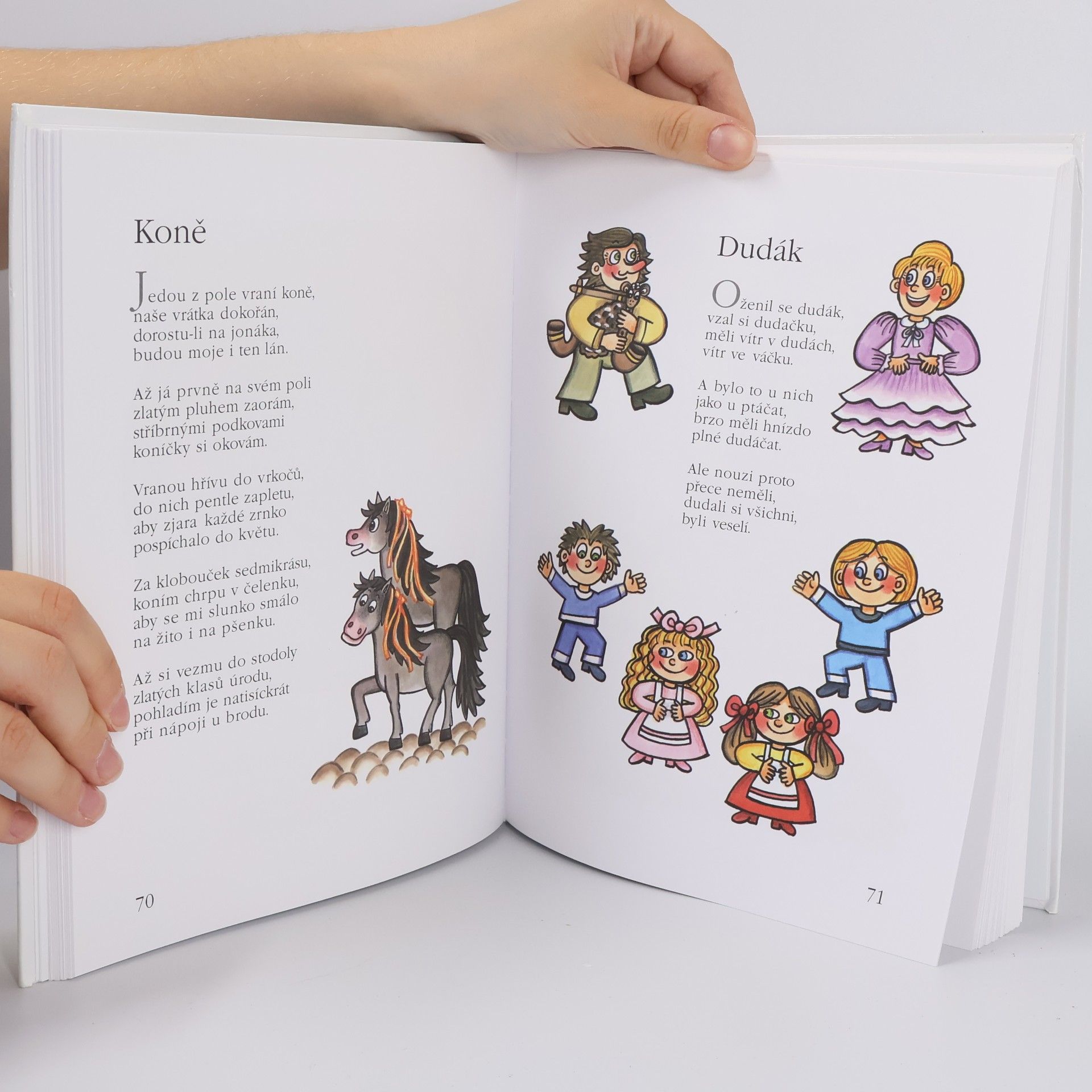Various authors Říkadla, básničky a pohádky pro nejmenší