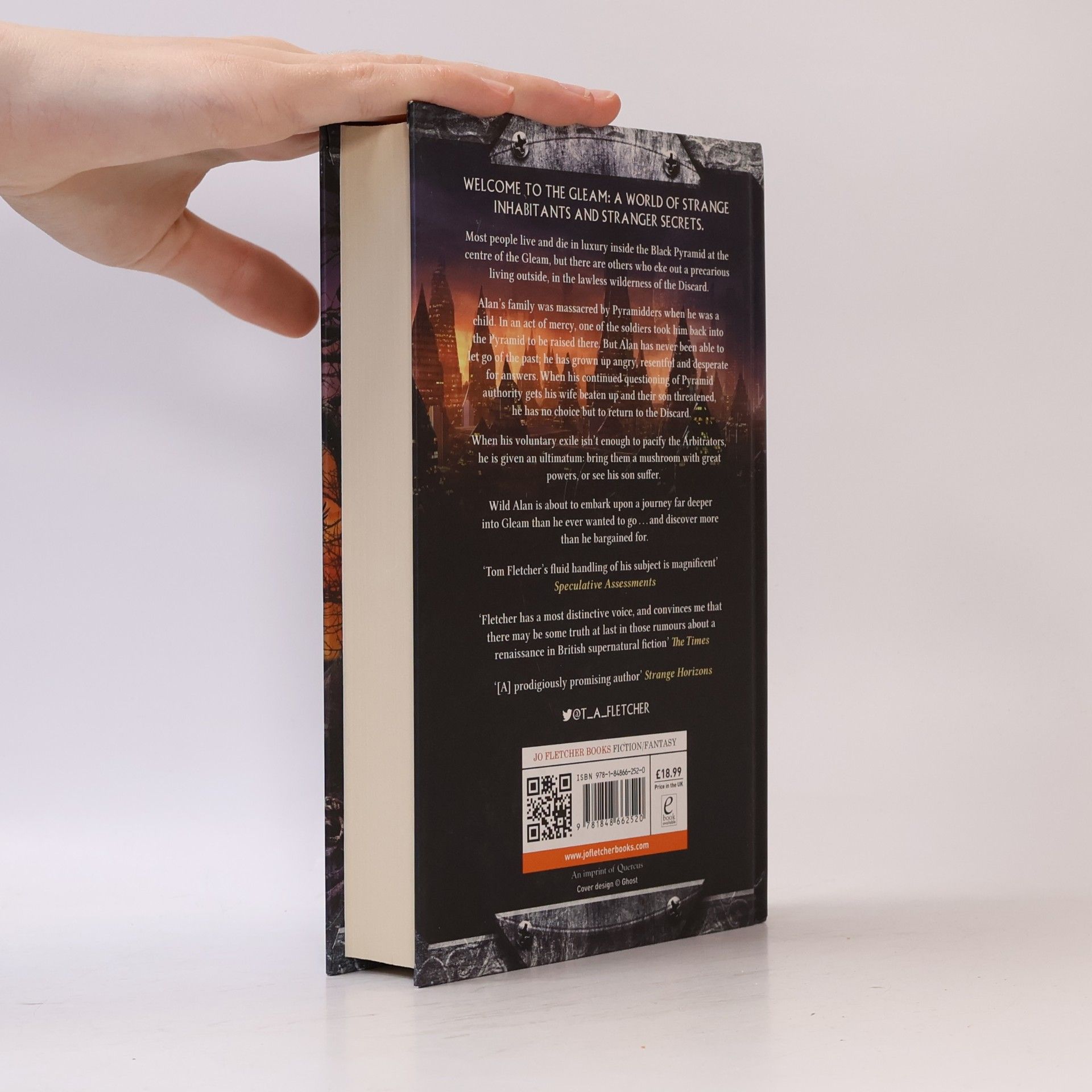 Tom Fletcher The Factory Trilogy - 1: Gleam