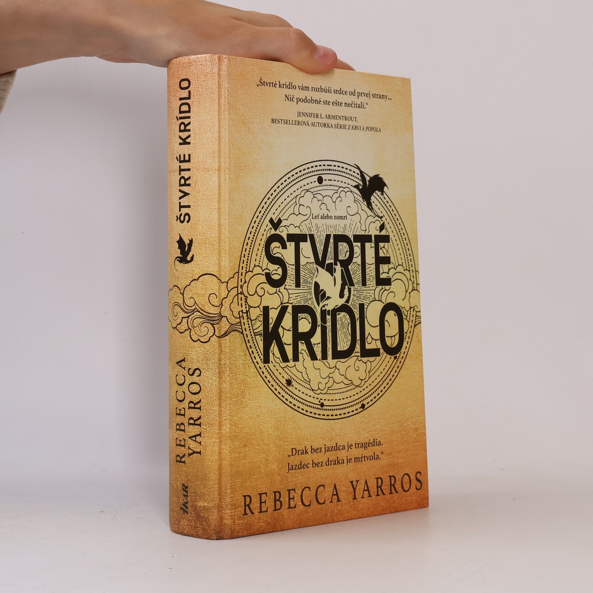 Rebecca Yarros Štvrté krídlo