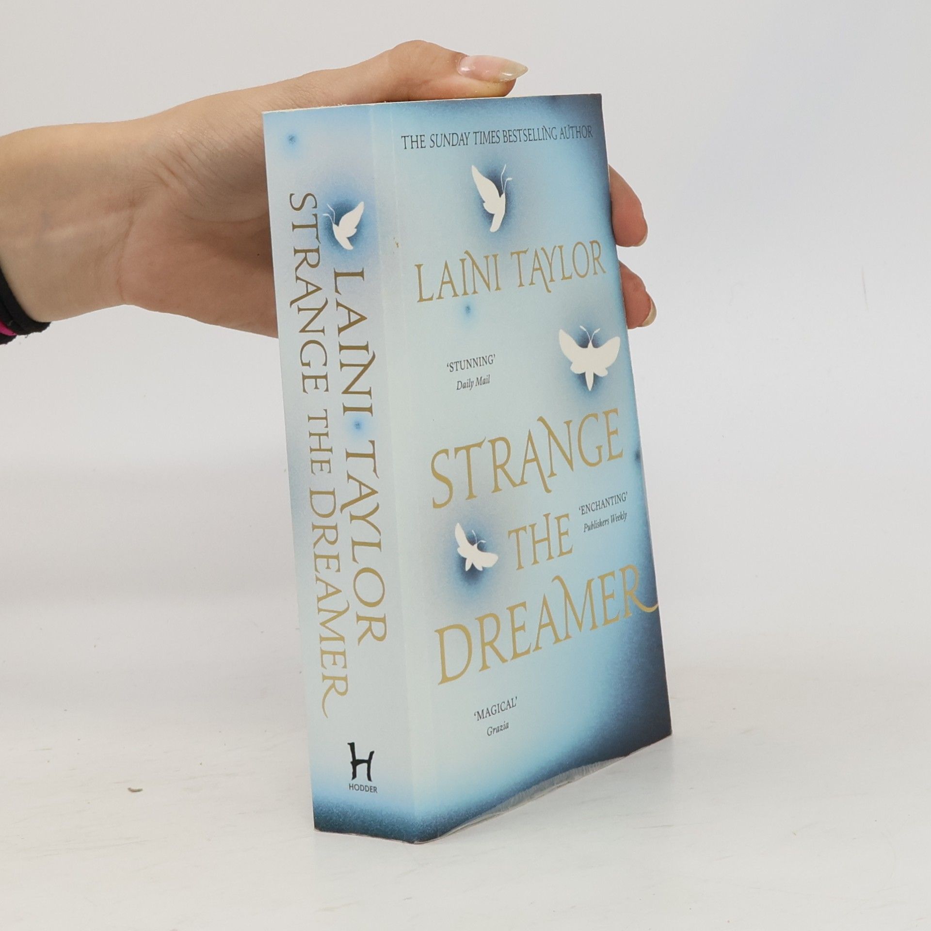 Laini Taylor Strange the Dreamer