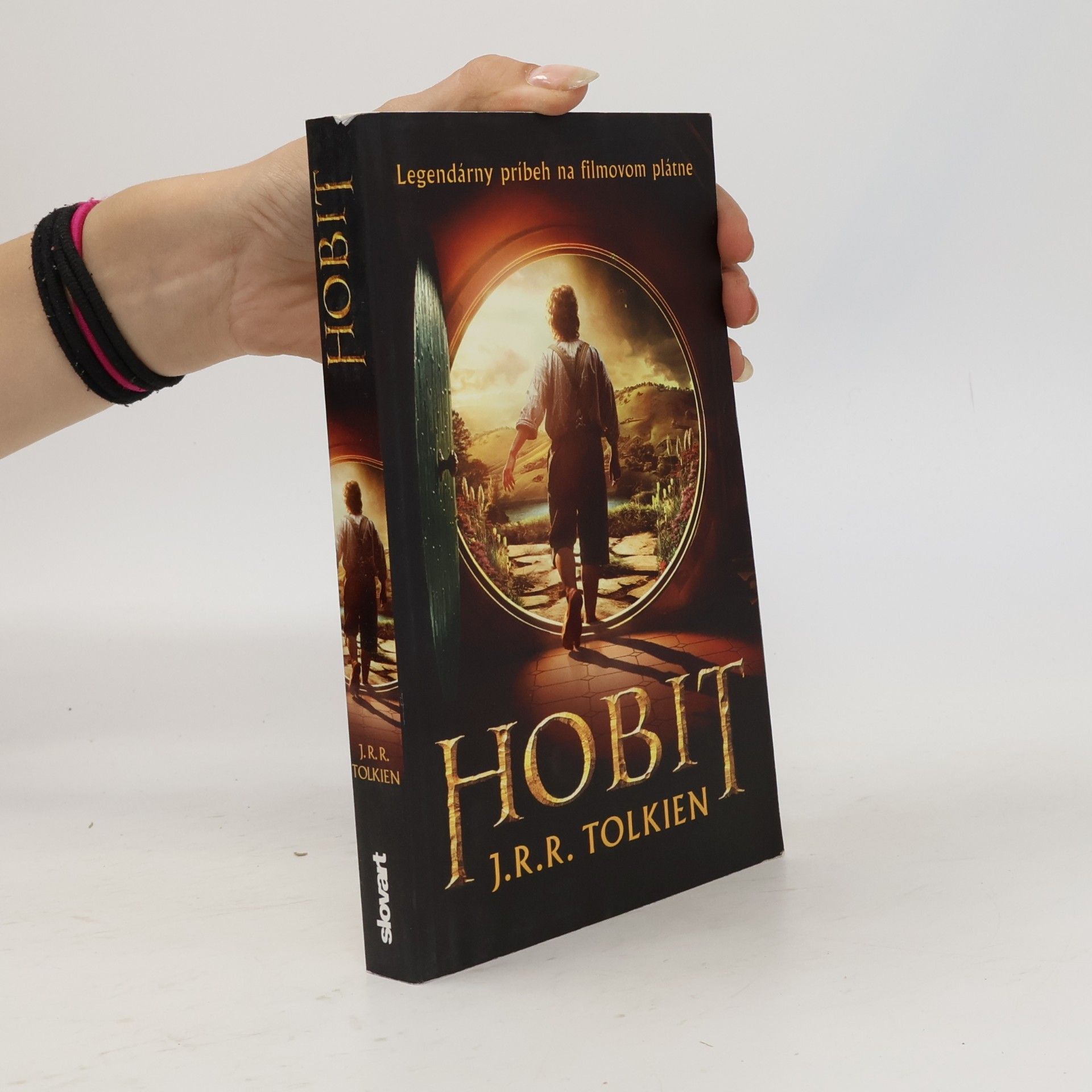 J. R. R. Tolkien Hobit (alebo Cesta tam a späť)
