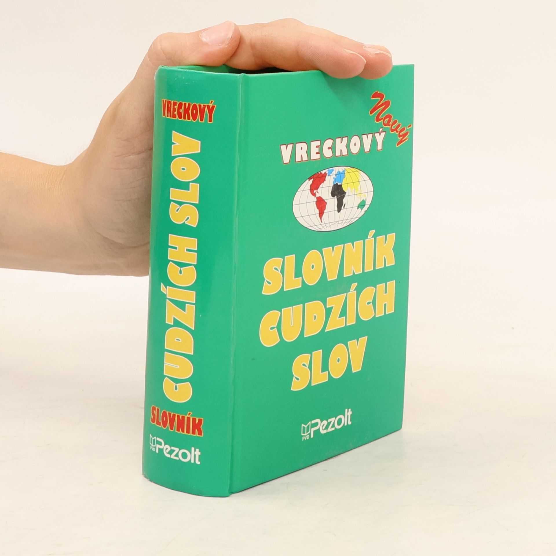 Zoltán Petráš Nový vreckový slovník cudzích slov