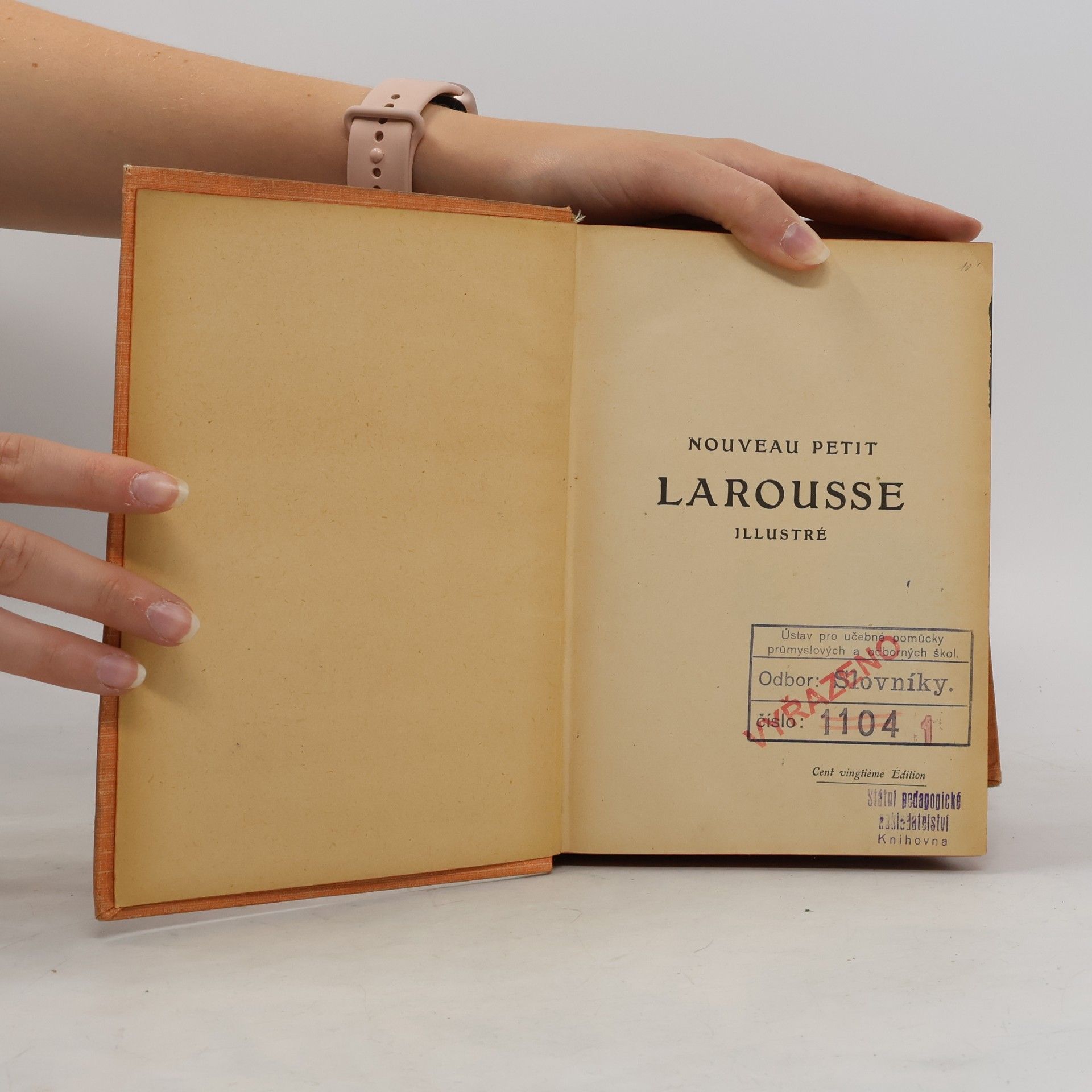 Autorenkollektiv Nouveau petit Larousse illustré