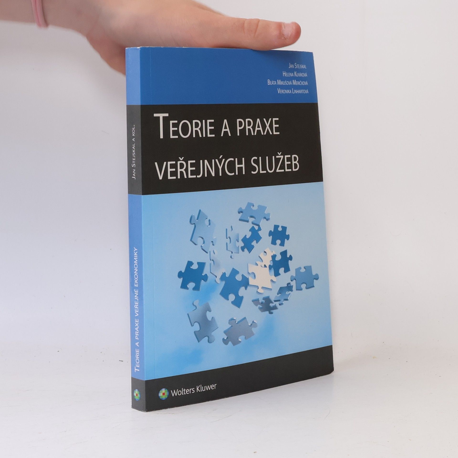 Veronika Linhartová Teorie a praxe veřejných služeb