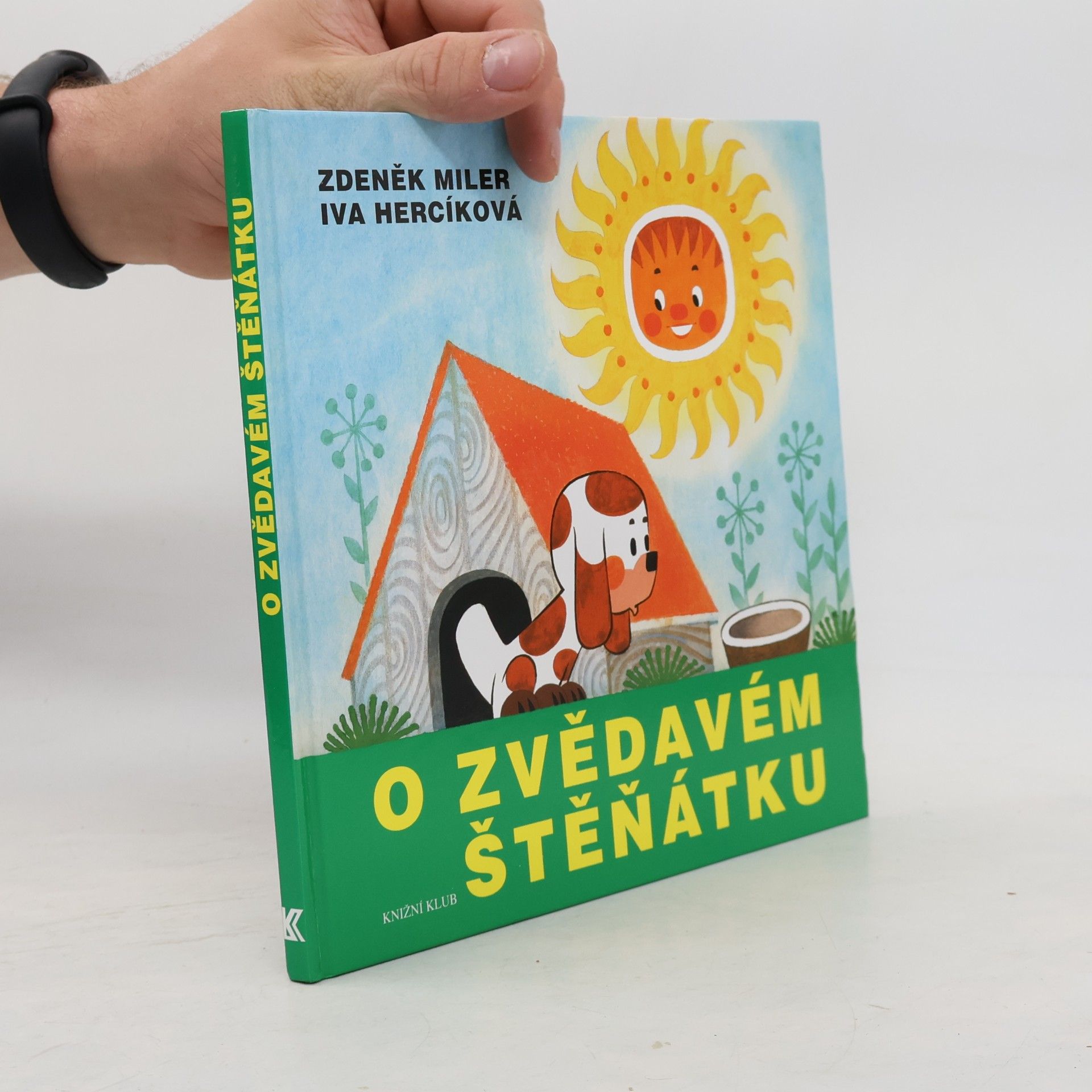 Zdeněk Miler O zvědavém štěňátku