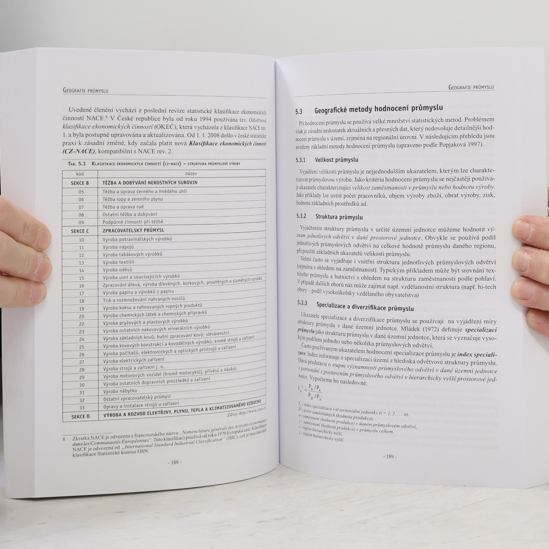 Václav Toušek Ekonomická a sociální geografie