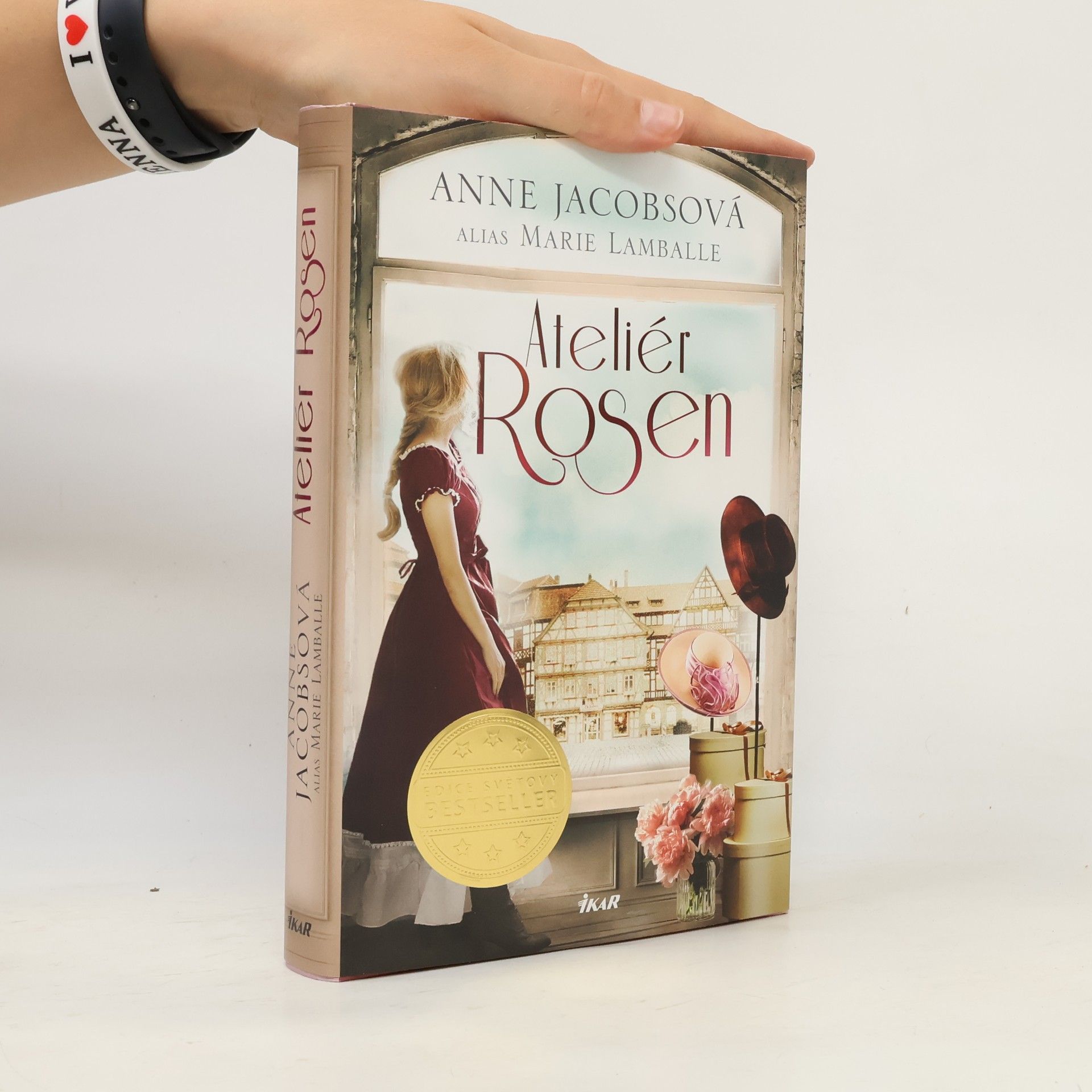 Anne Jacobs Ateliér Rosen. Modistky z Tržní uličky