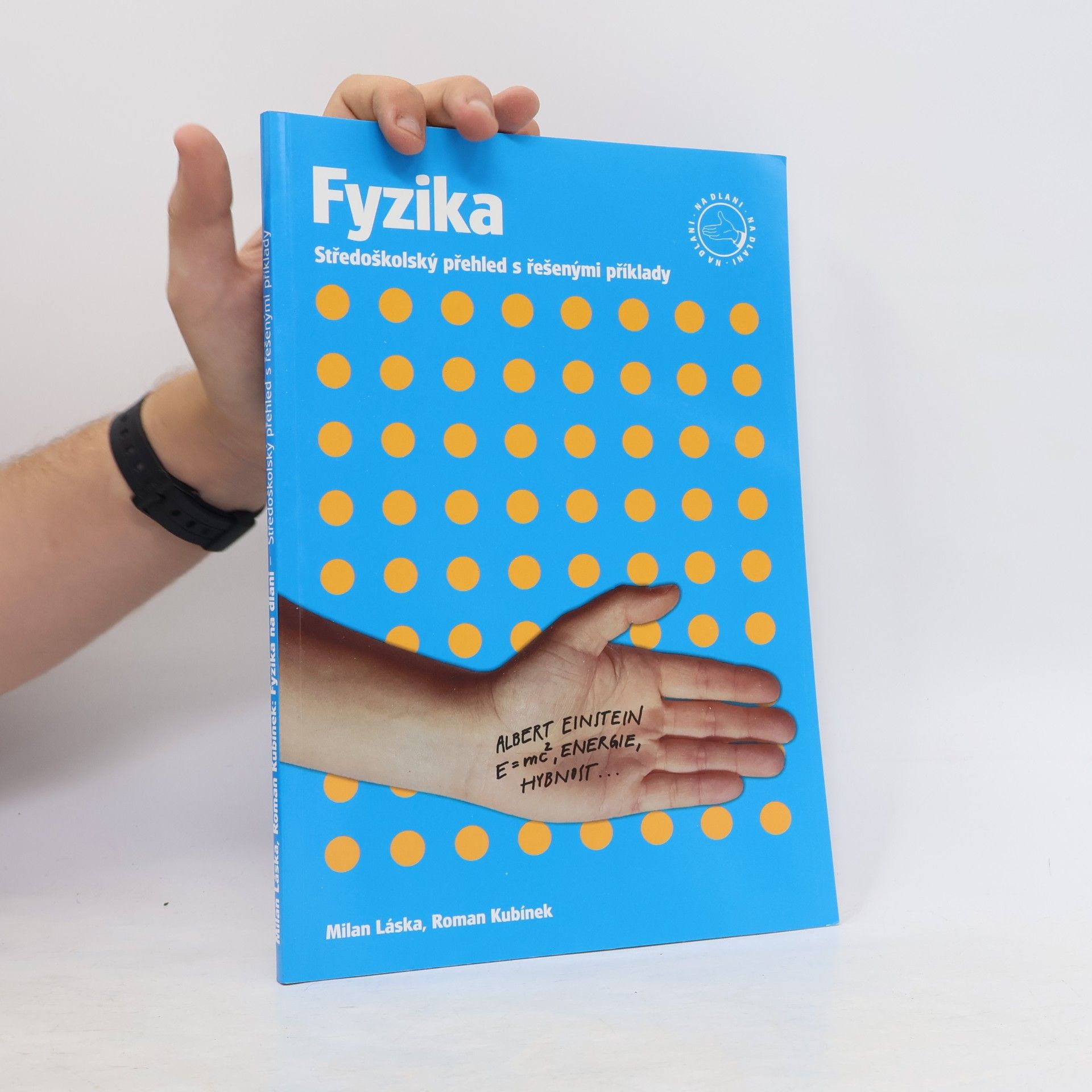 Fyzika na dlani: Středoškolský přehled s řešenými příklady