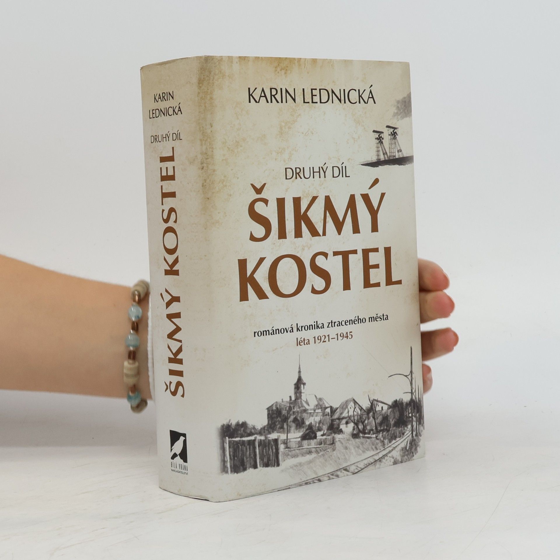Karin Lednická Šikmý kostel 2
