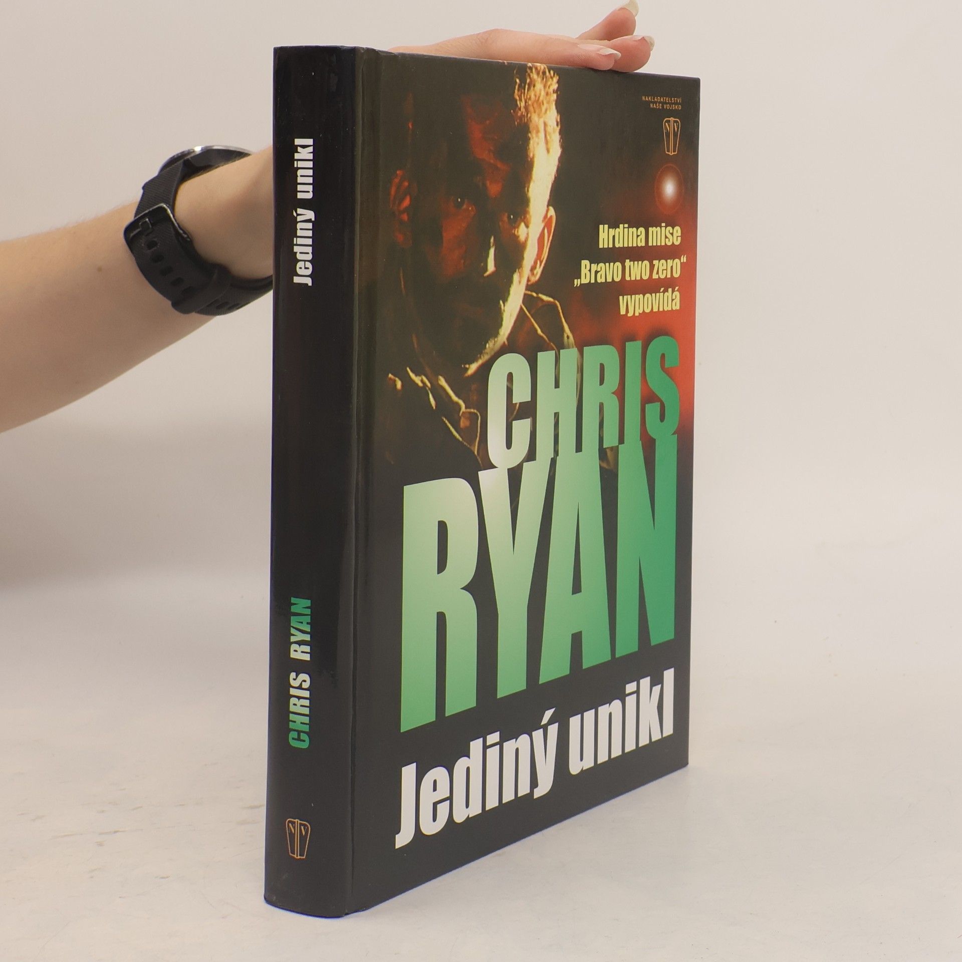 Chris Ryan Jediný unikl