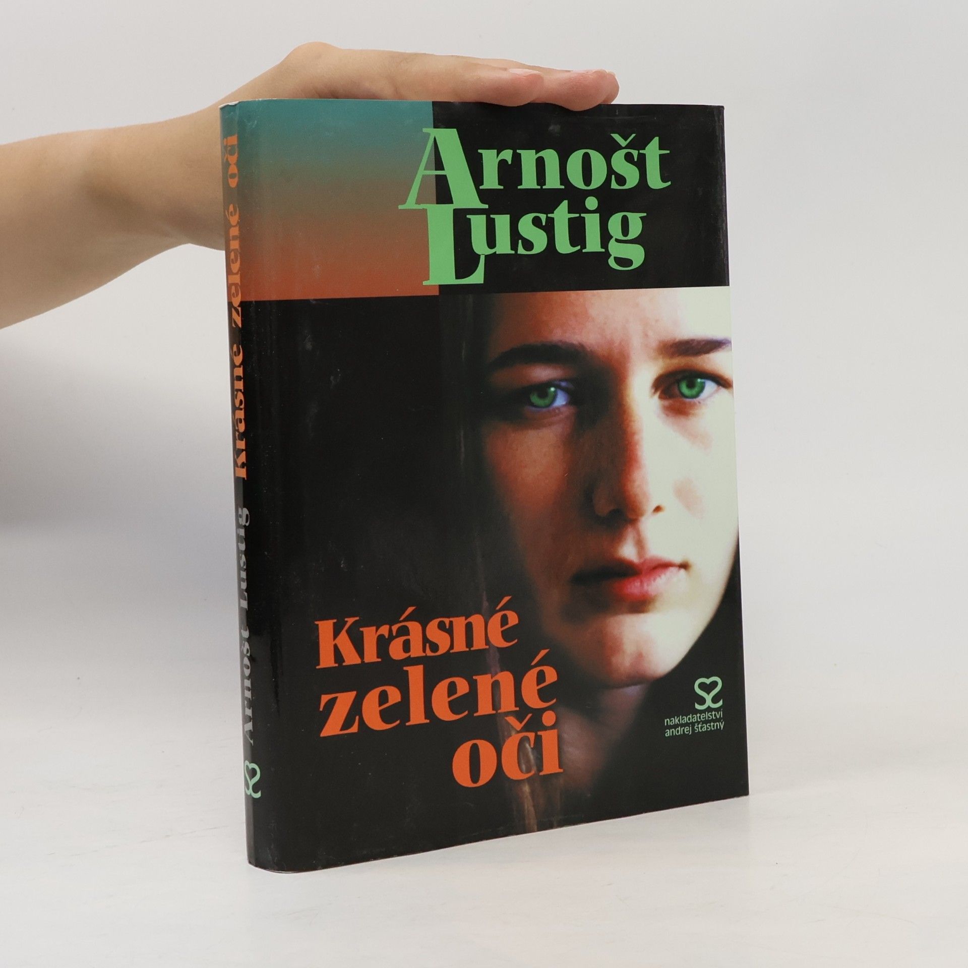 Krásné zelené oči