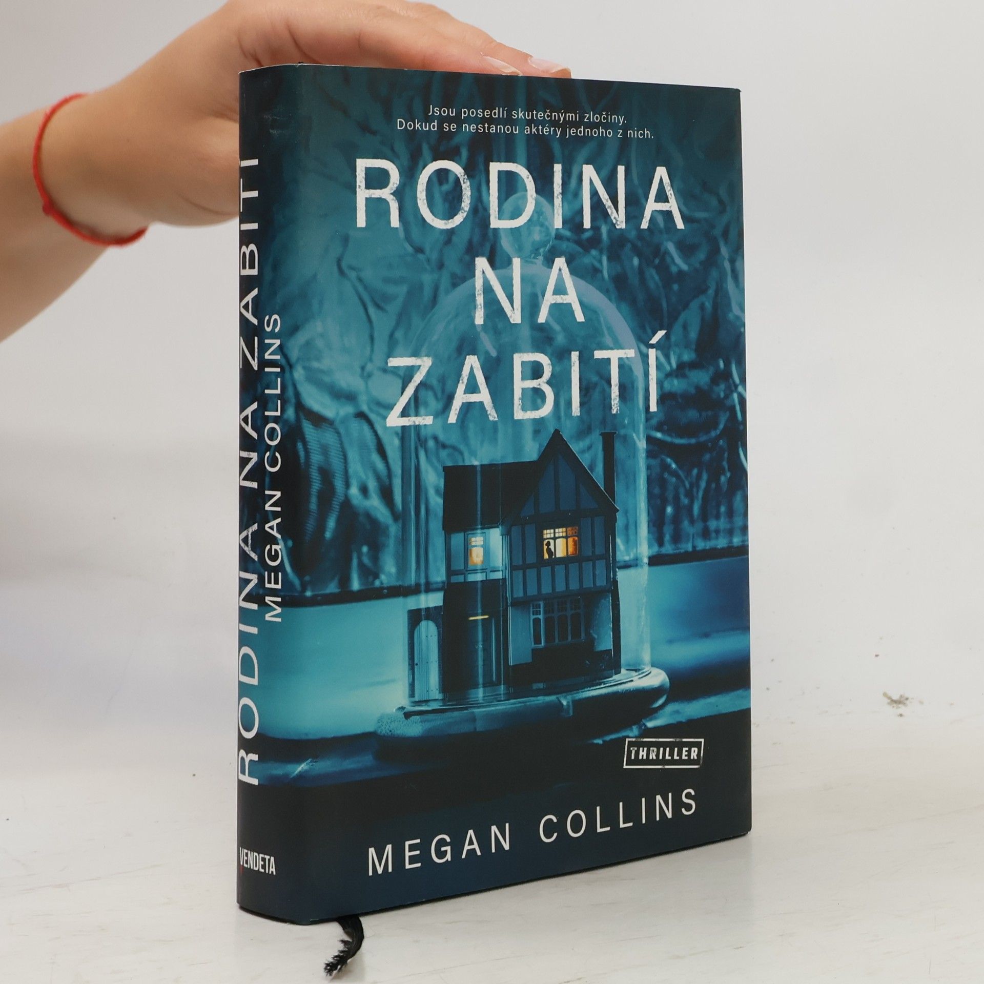 Megan Collins Rodina na zabití