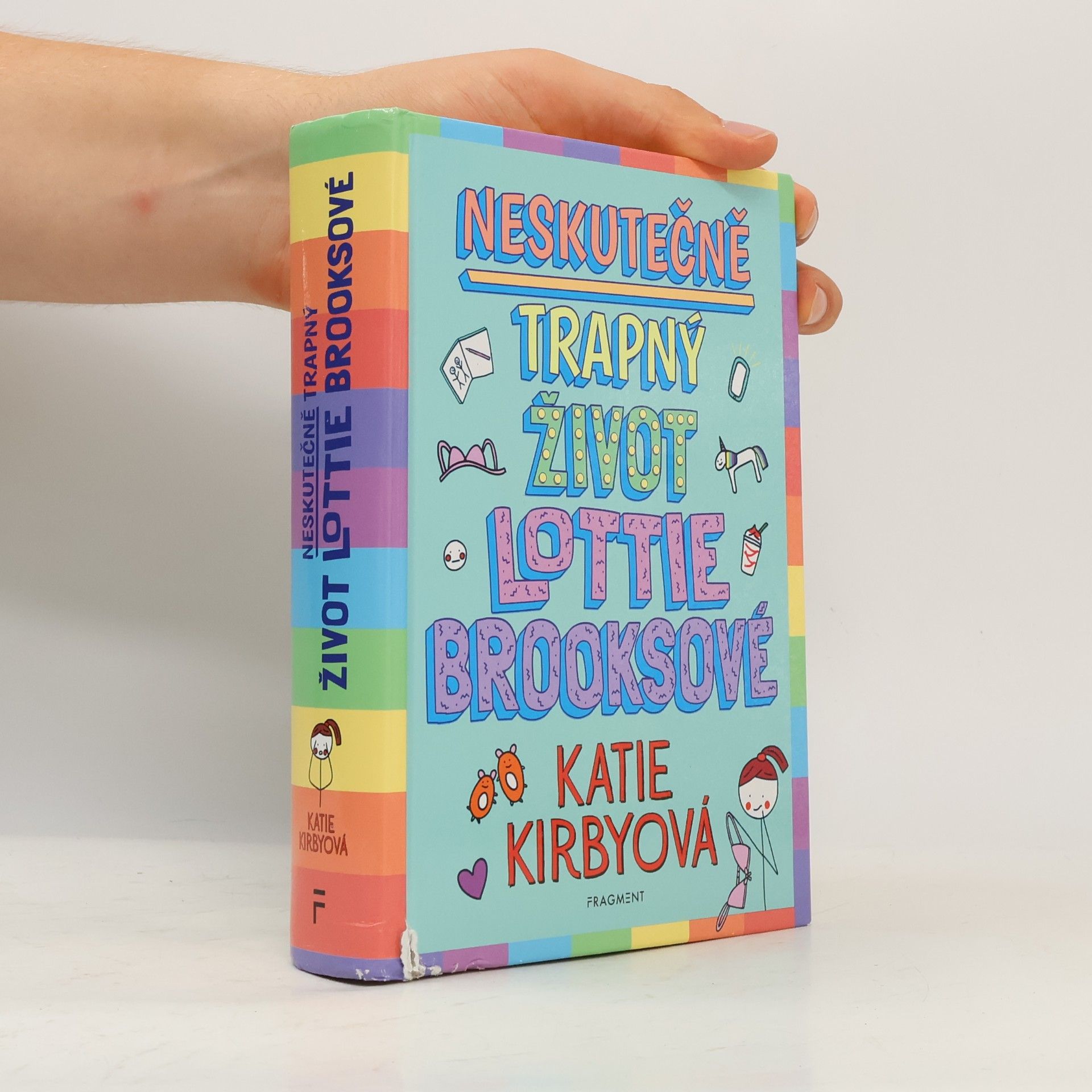 Katie Kirby Neskutečně trapný život Lottie Brooksové
