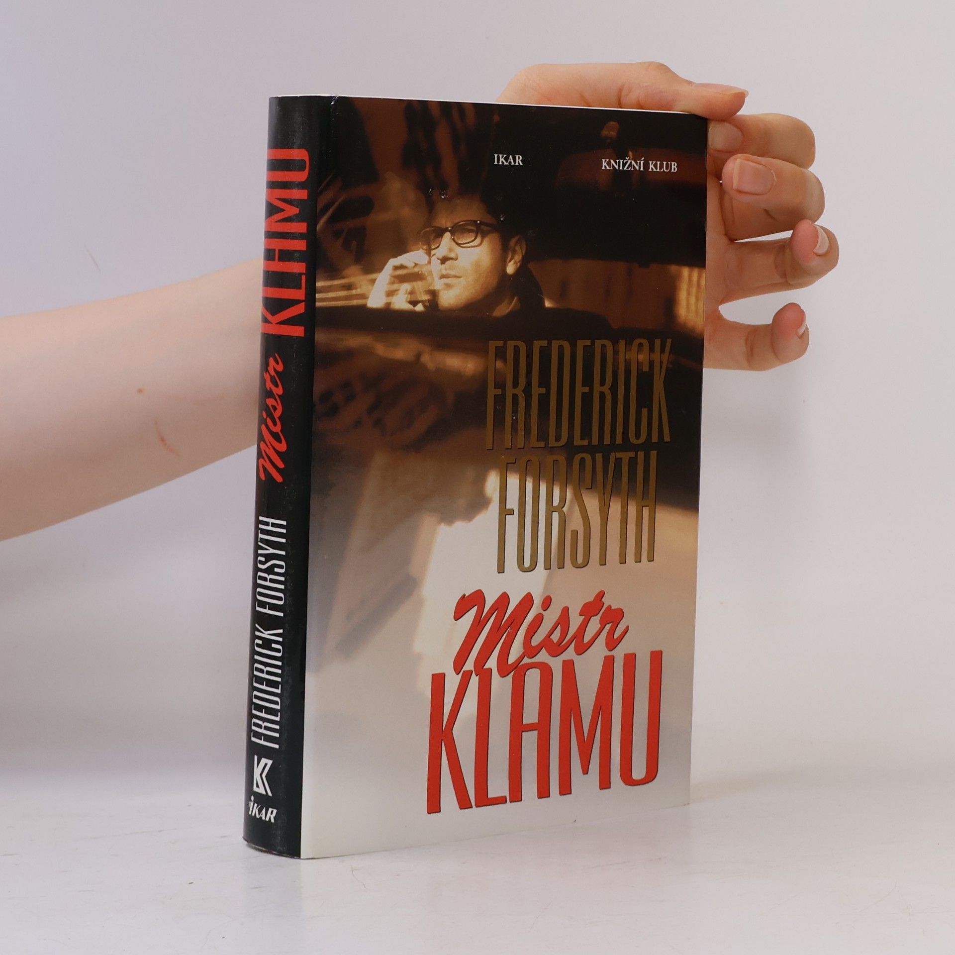 Frederick Forsyth Mistr klamu