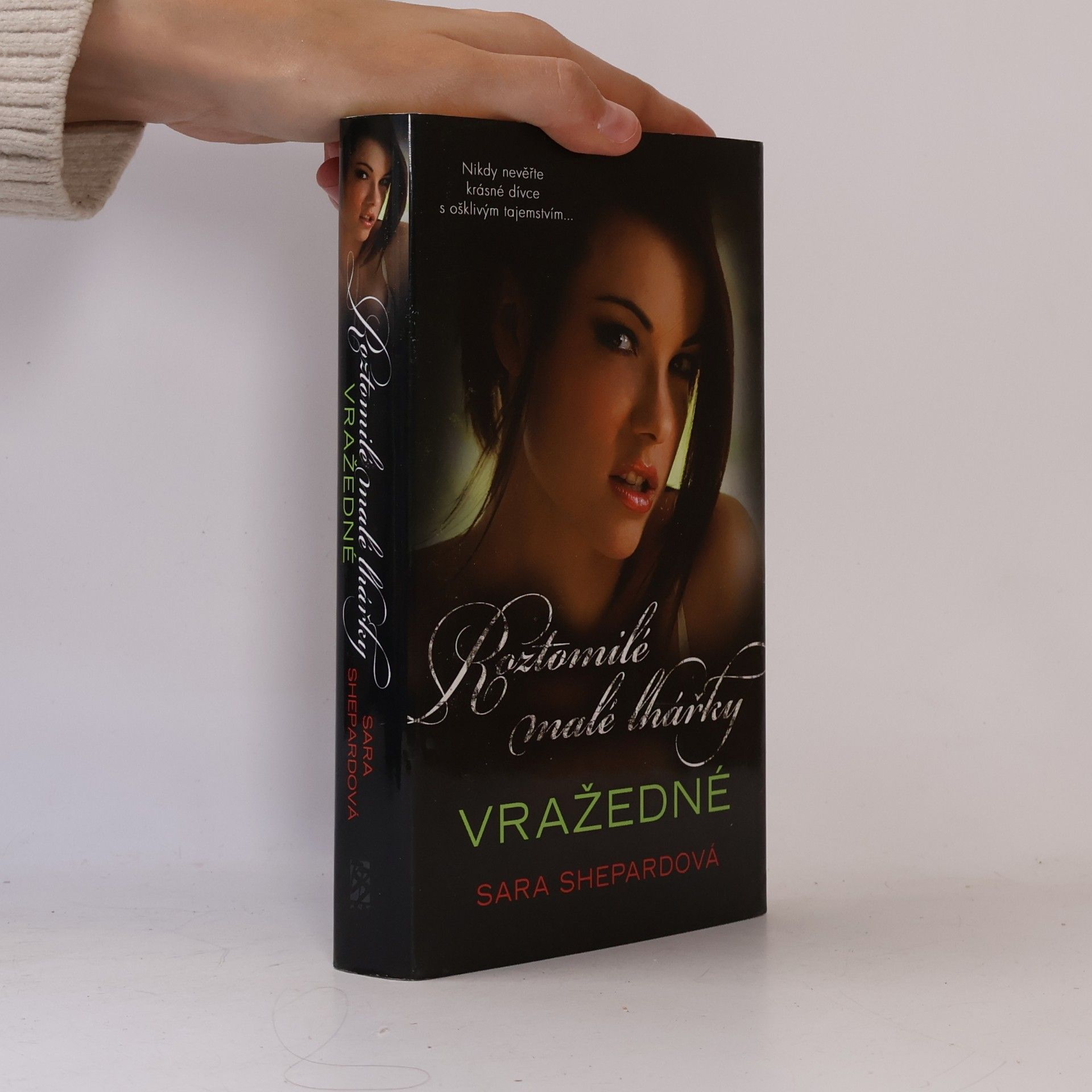 Sara Shepard Roztomilé malé lhářky: Vražedné