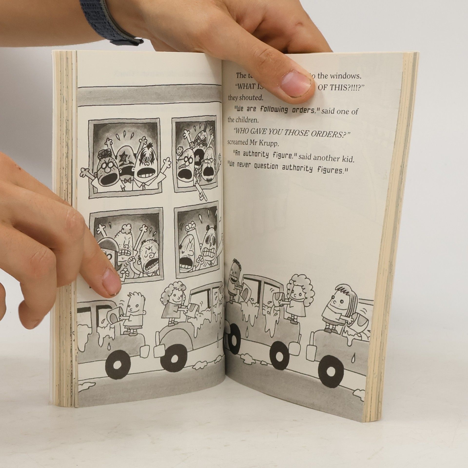 Dav Pilkey Captain Underpants 12 and the Sensational Saga of Sir Stinks-a-Lot