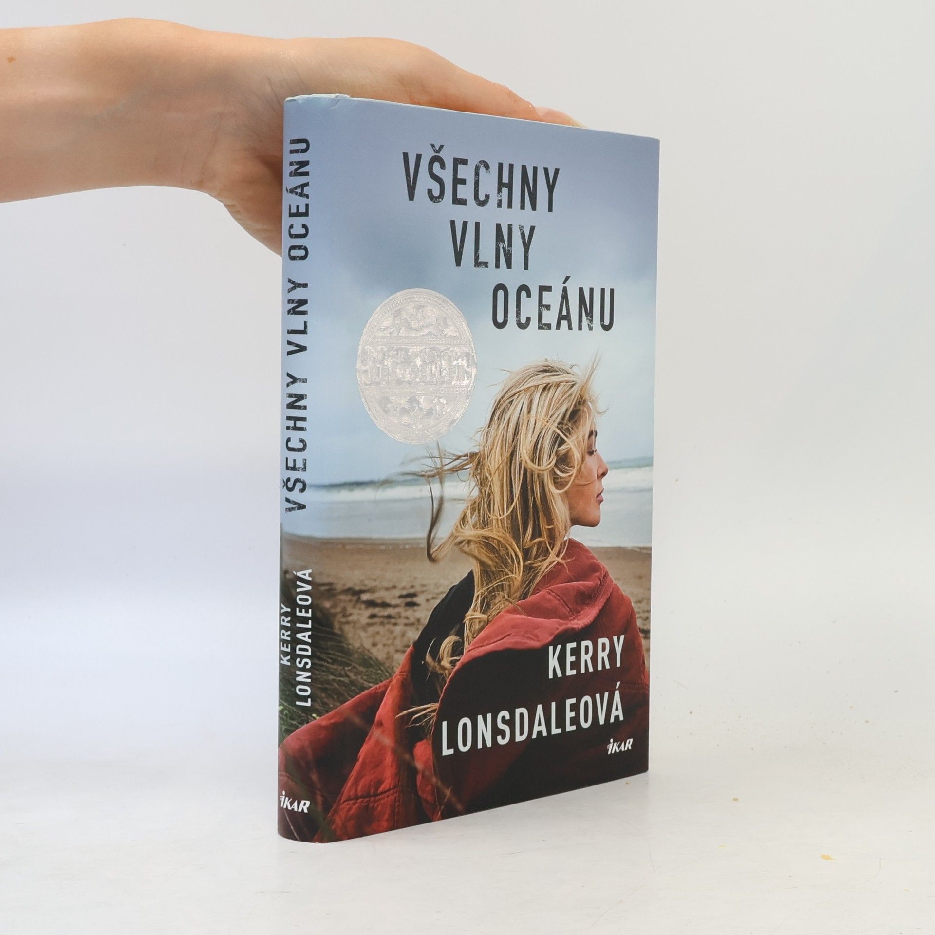 Kerry Lonsdale Všechny vlny oceánu