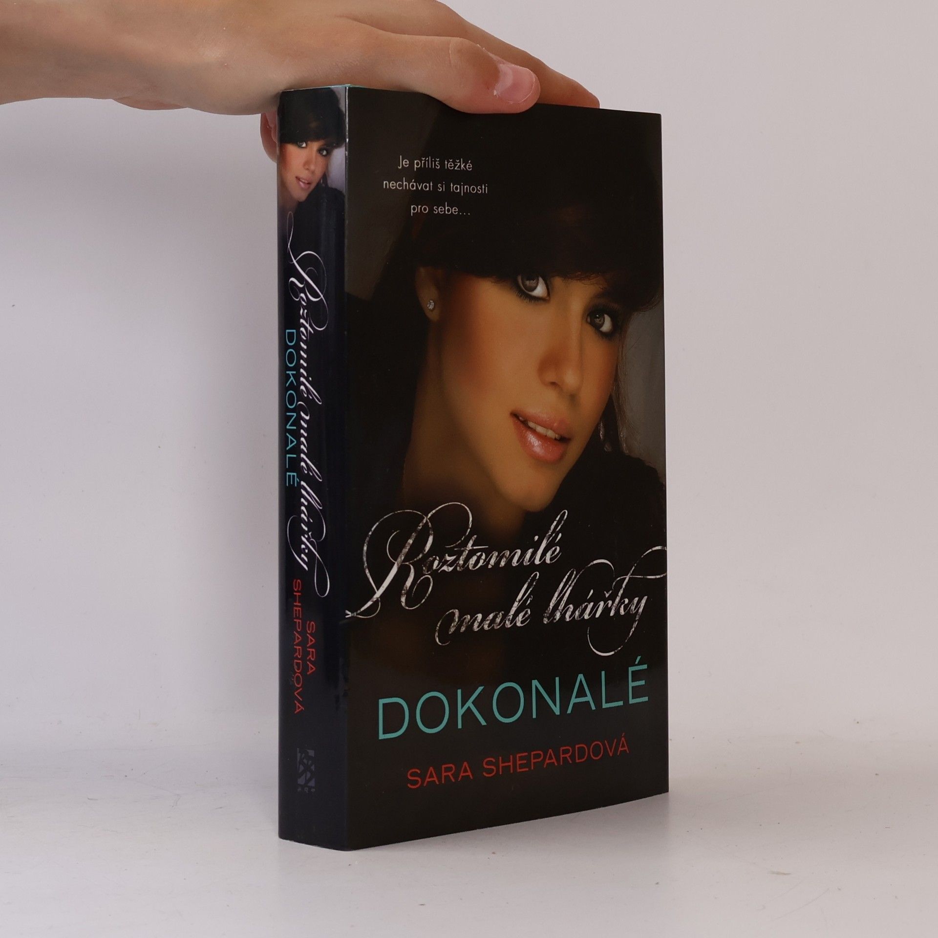 Sara Shepard Roztomilé malé lhářky: Dokonalé