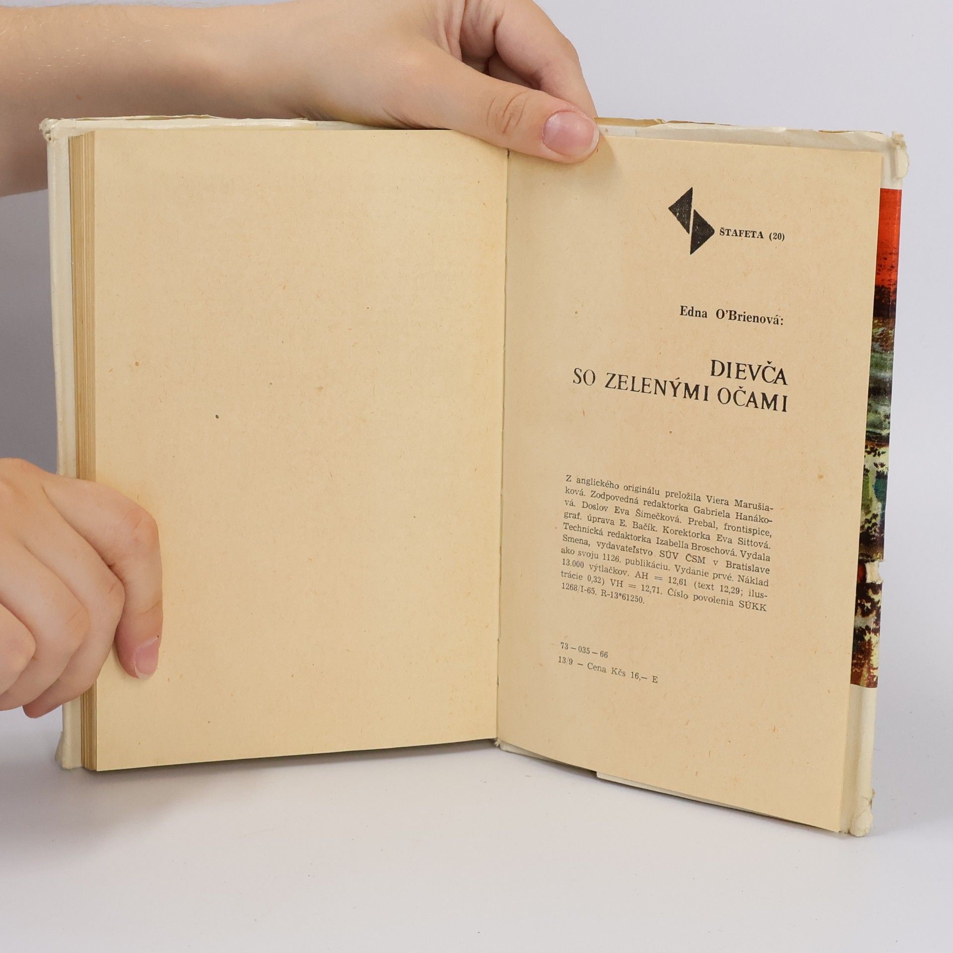 Edna O. Brien Dievča so zelenými očami