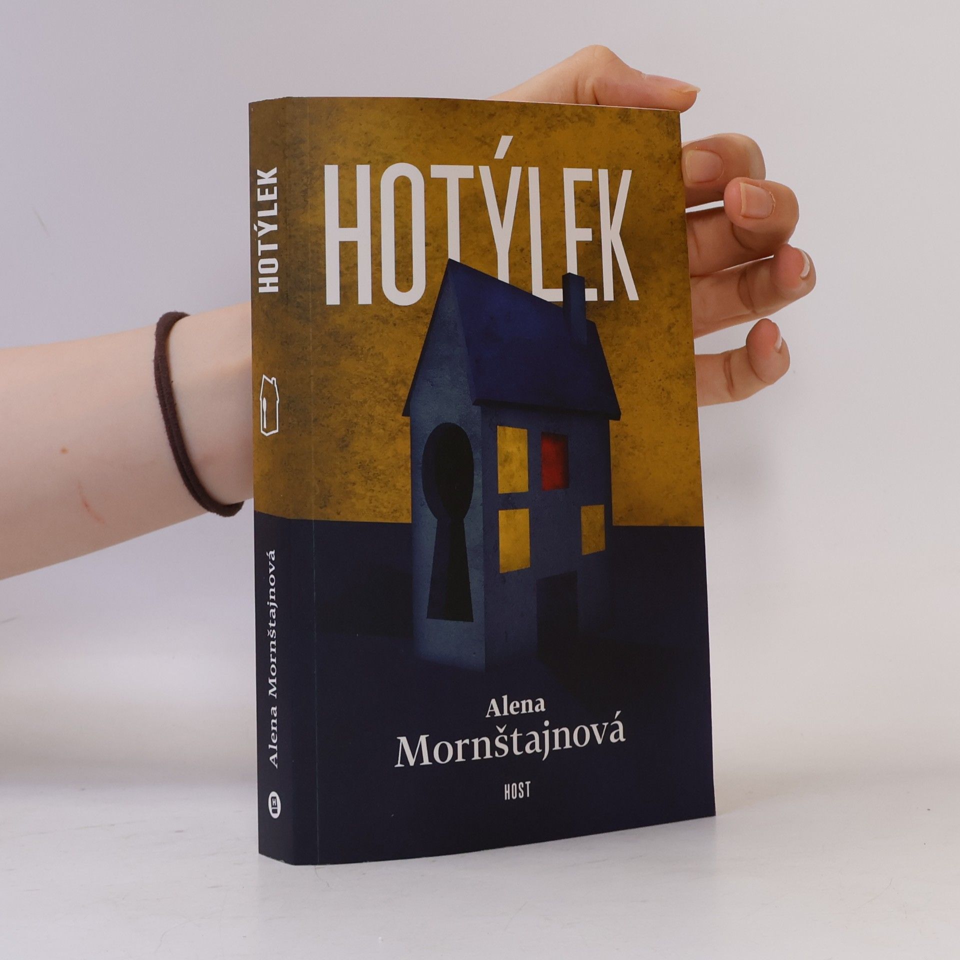 Alena Mornštajnová Hotýlek