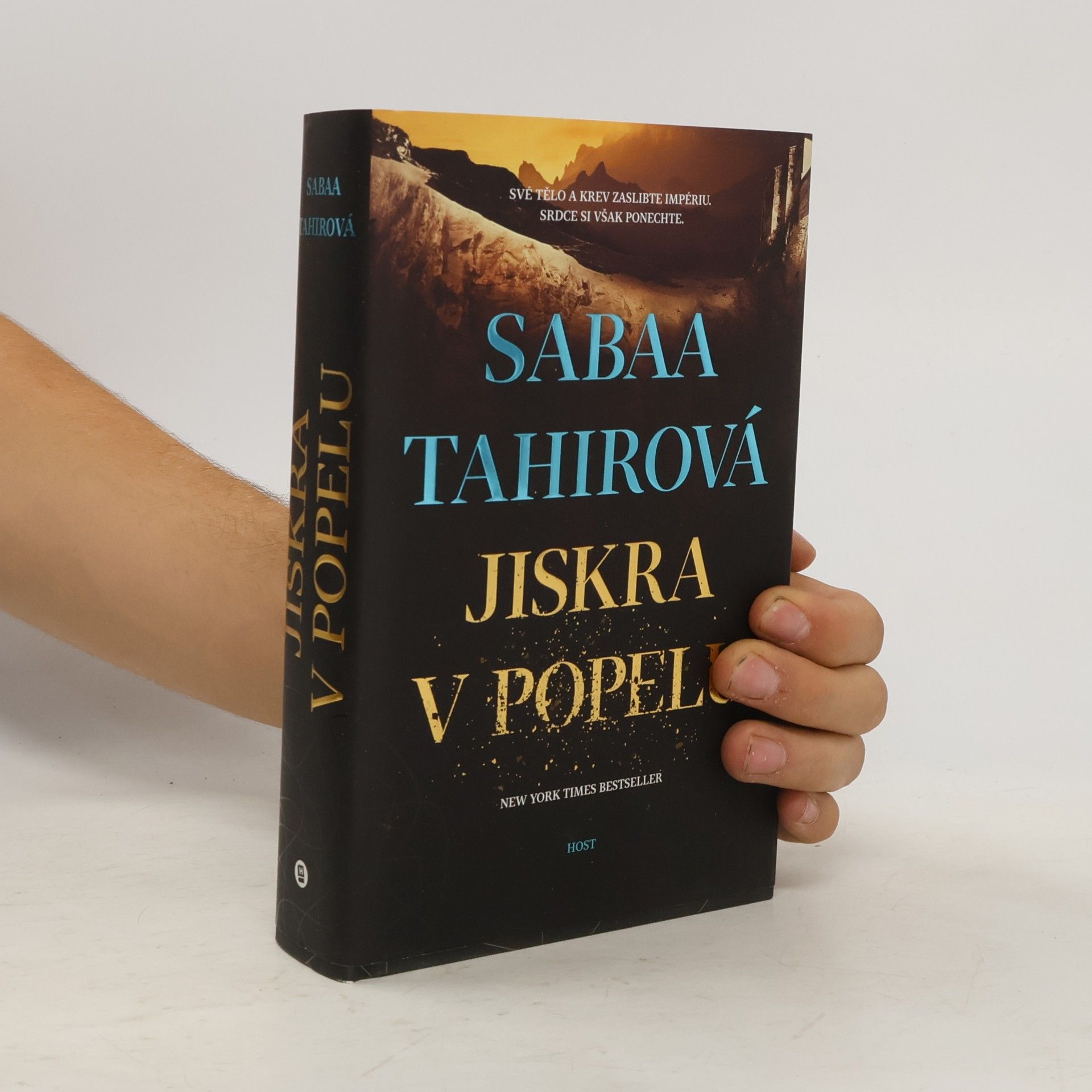 Sabaa Tahir Jiskra v popelu