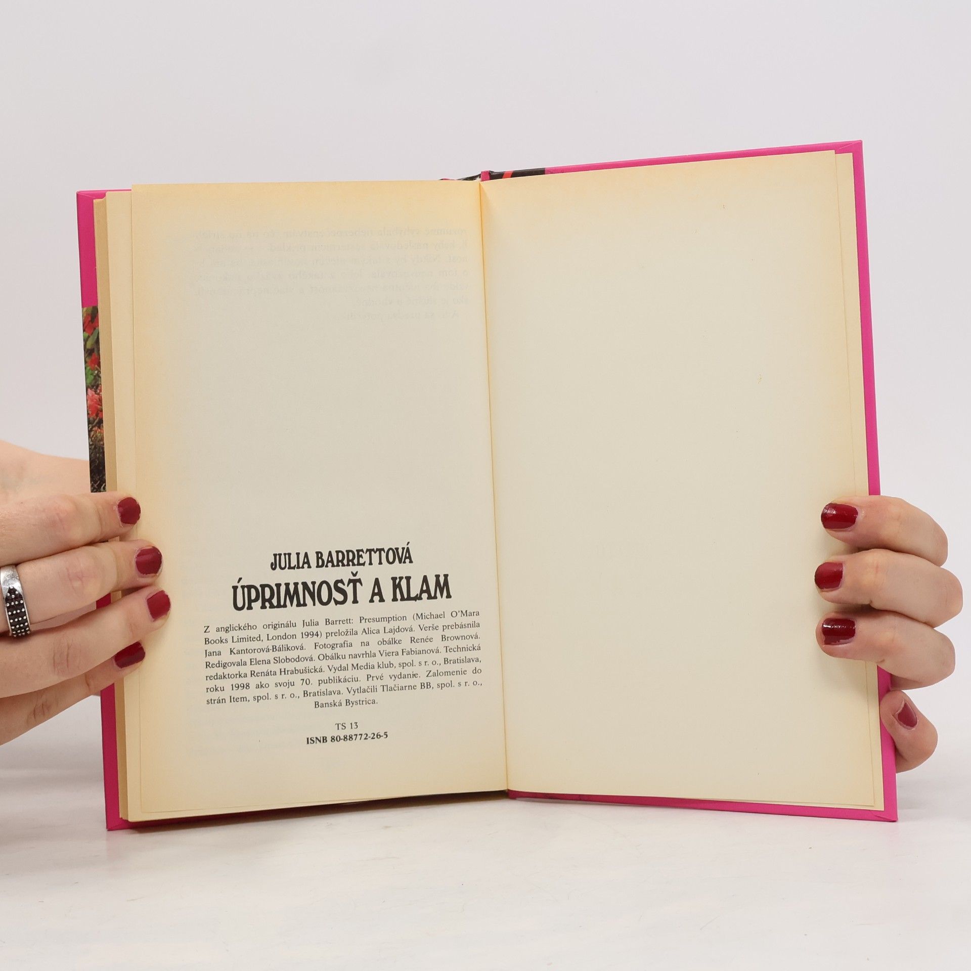 Julia Barrett Úprimnosť a klam