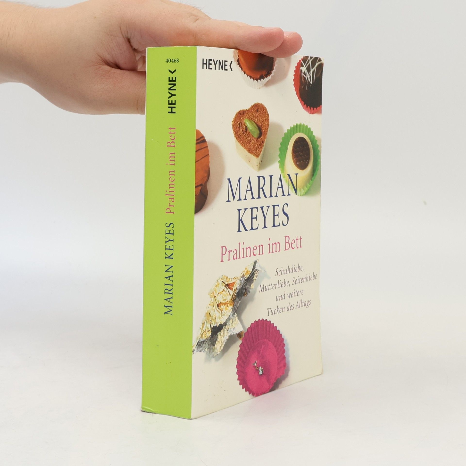 Marian Keyes Pralinen im Bett