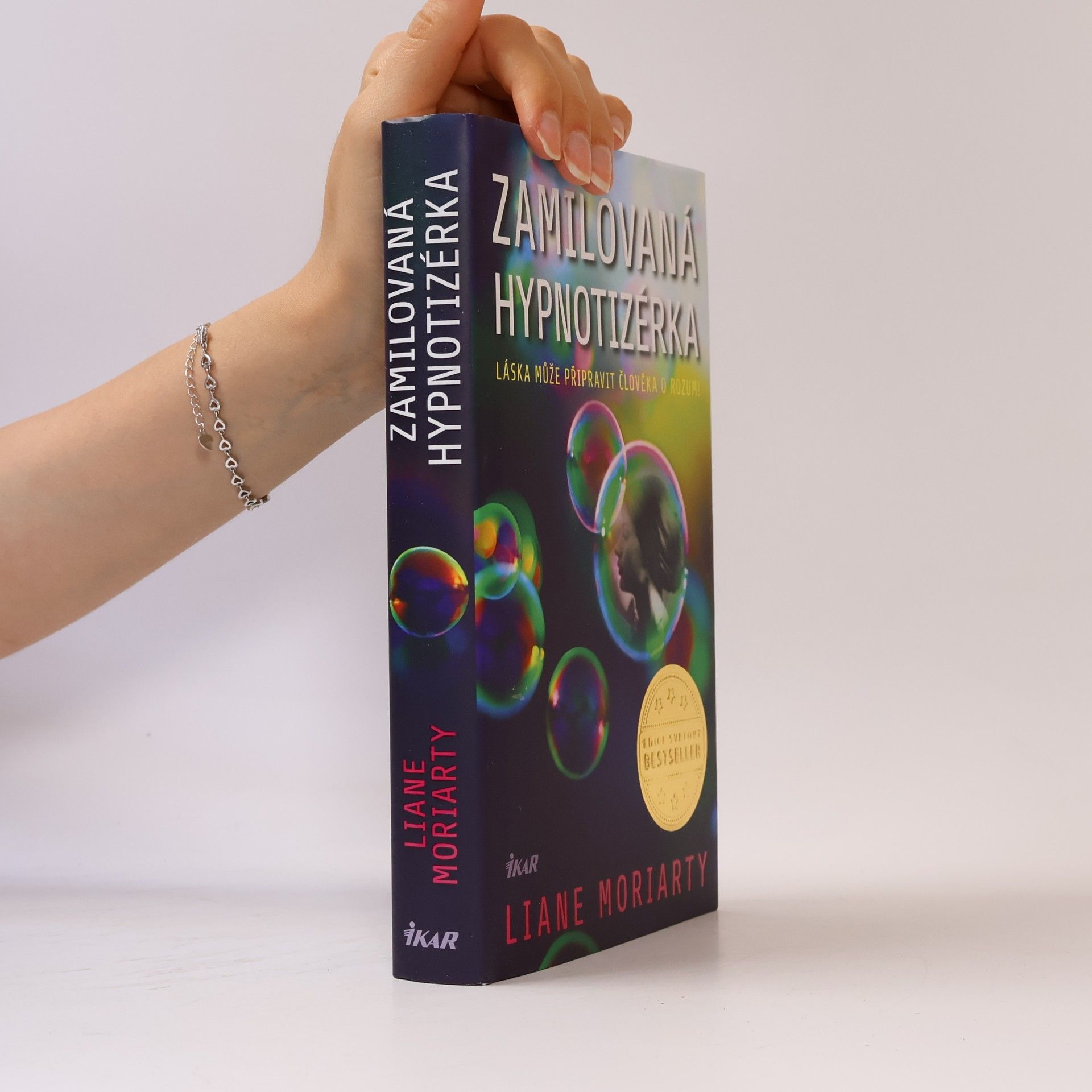 Liane Moriarty Zamilovaná hypnotizérka