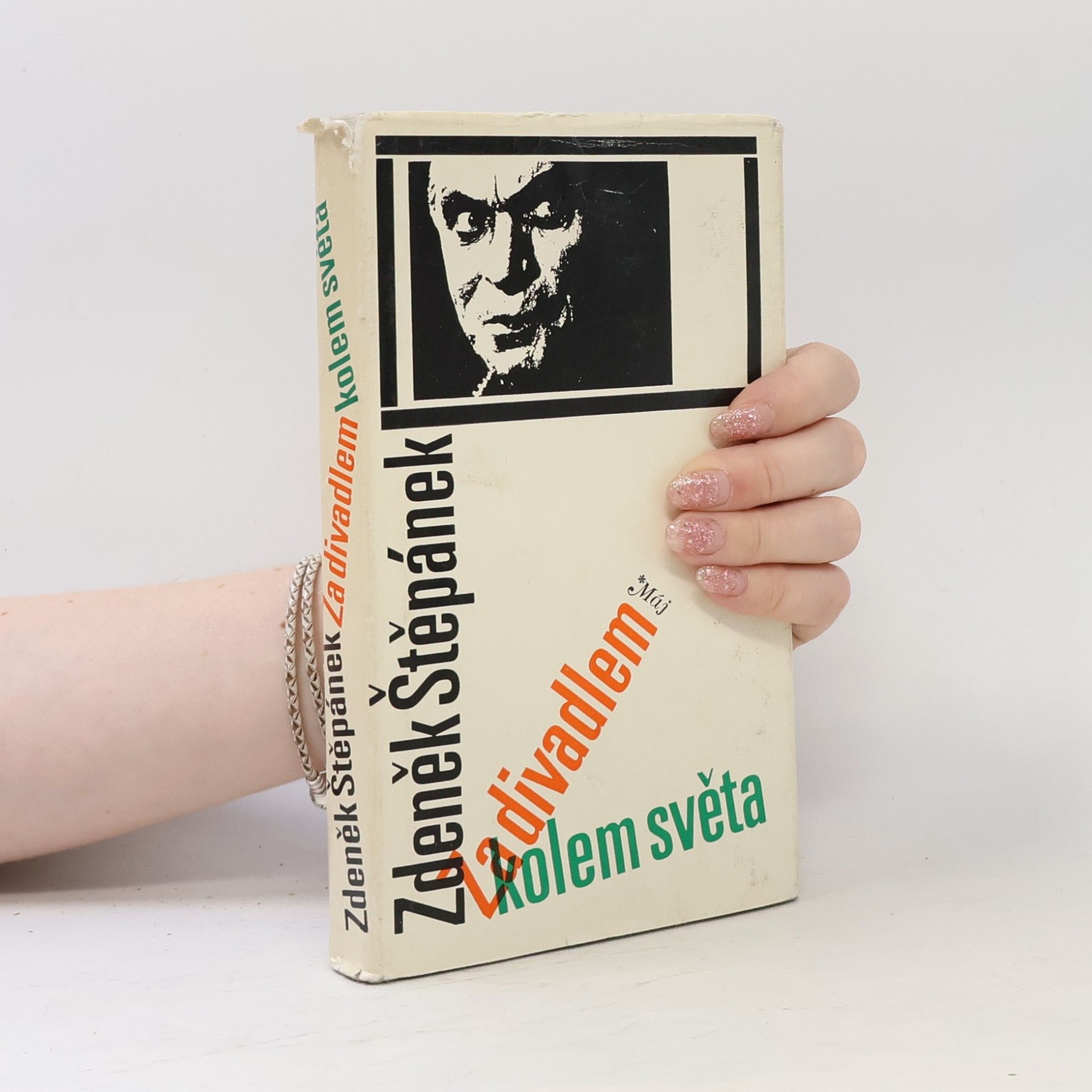 Zdeněk Štěpánek Za divadlem kolem světa