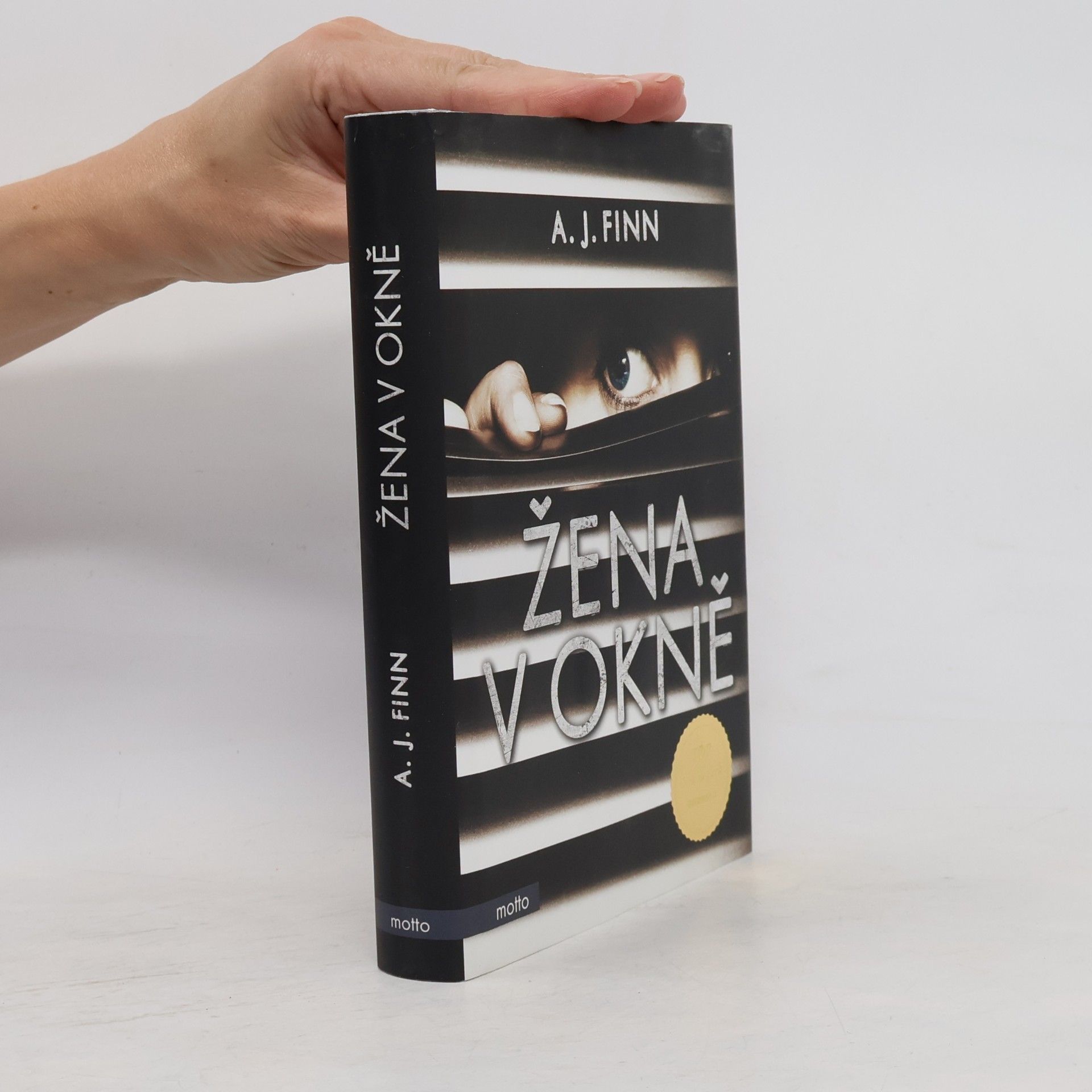 A. J. Finn Žena v okně