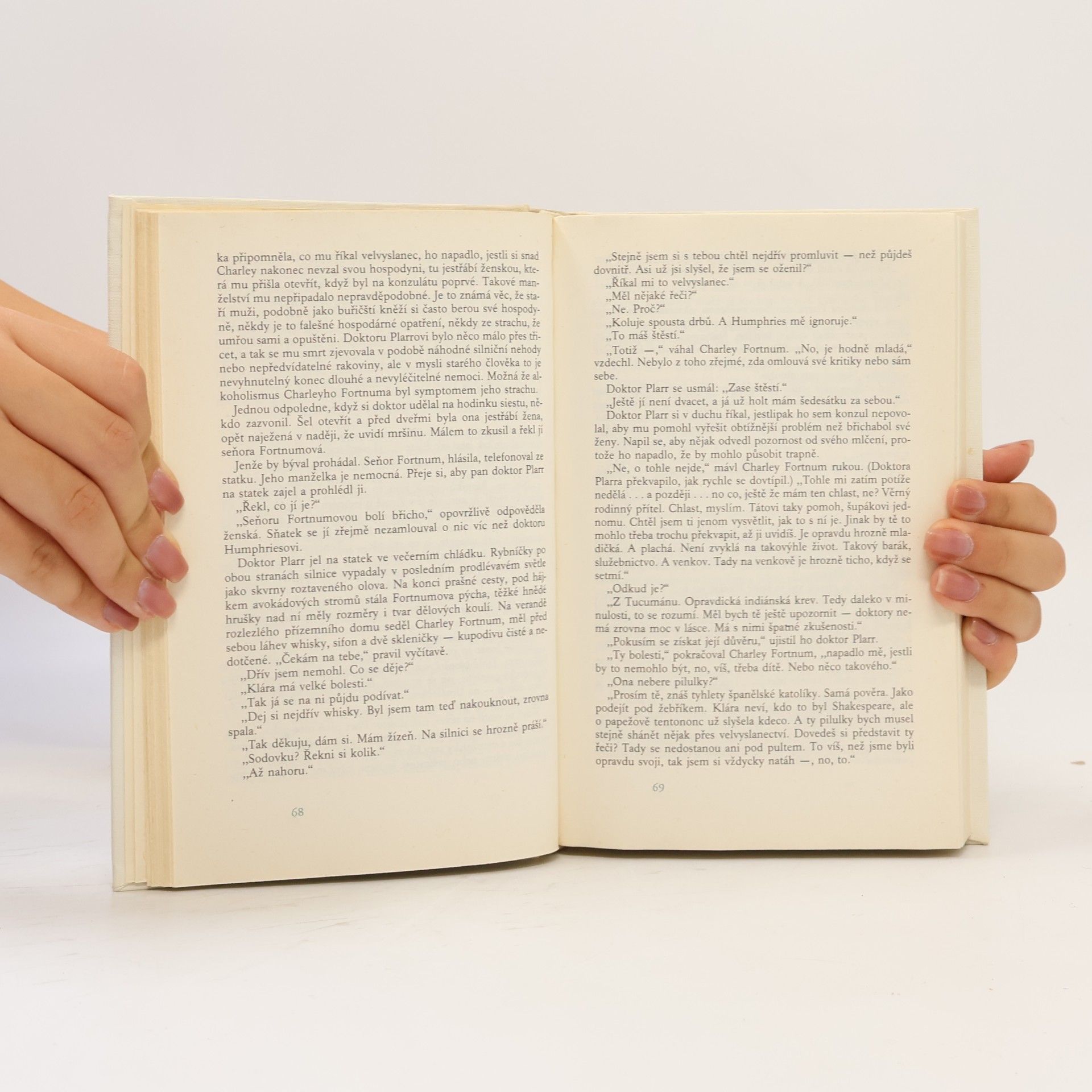 Graham Greene Honorární konzul a Doktor Fischer ze Ženevy