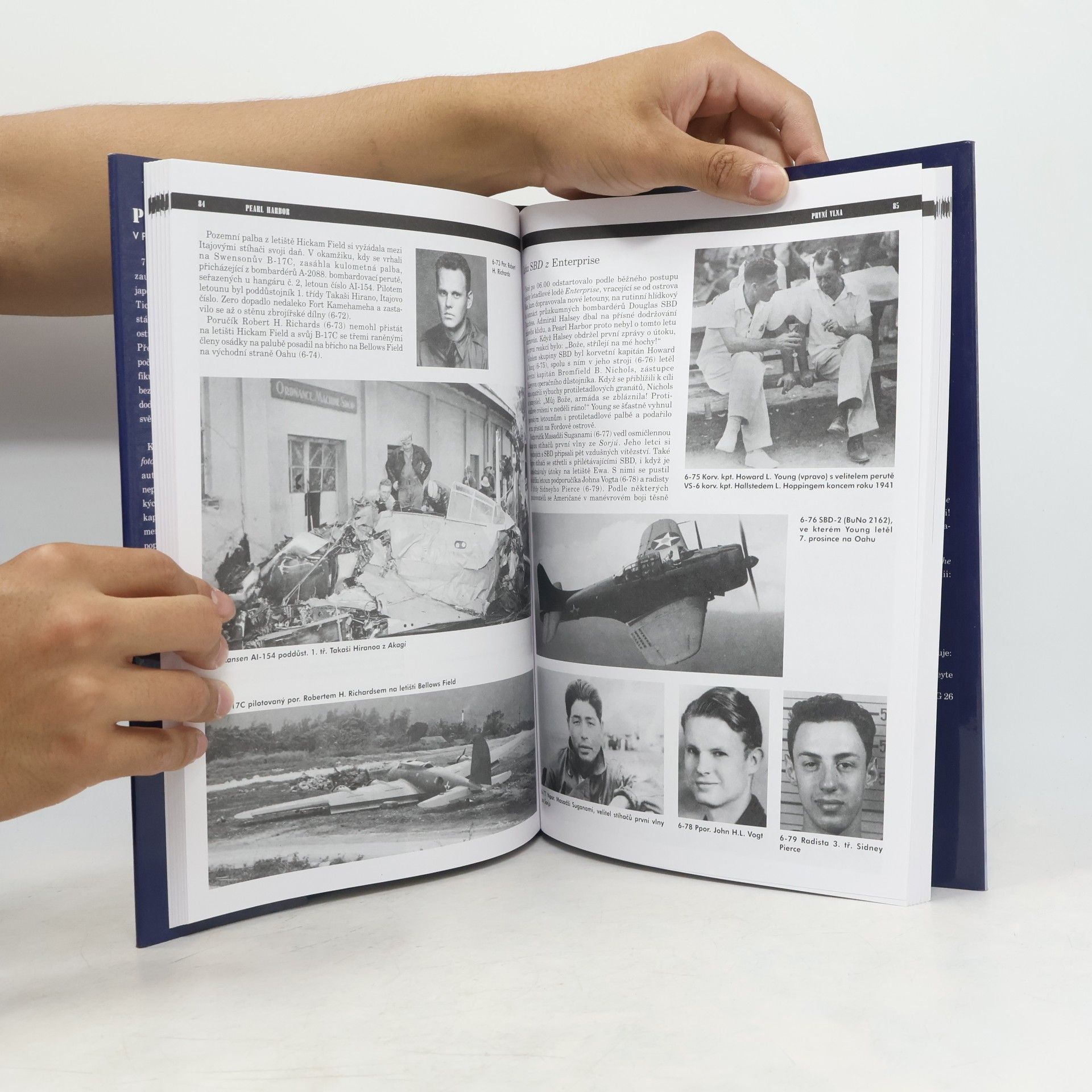 Donald M. Goldstein Pearl Harbor v původních fotografiích