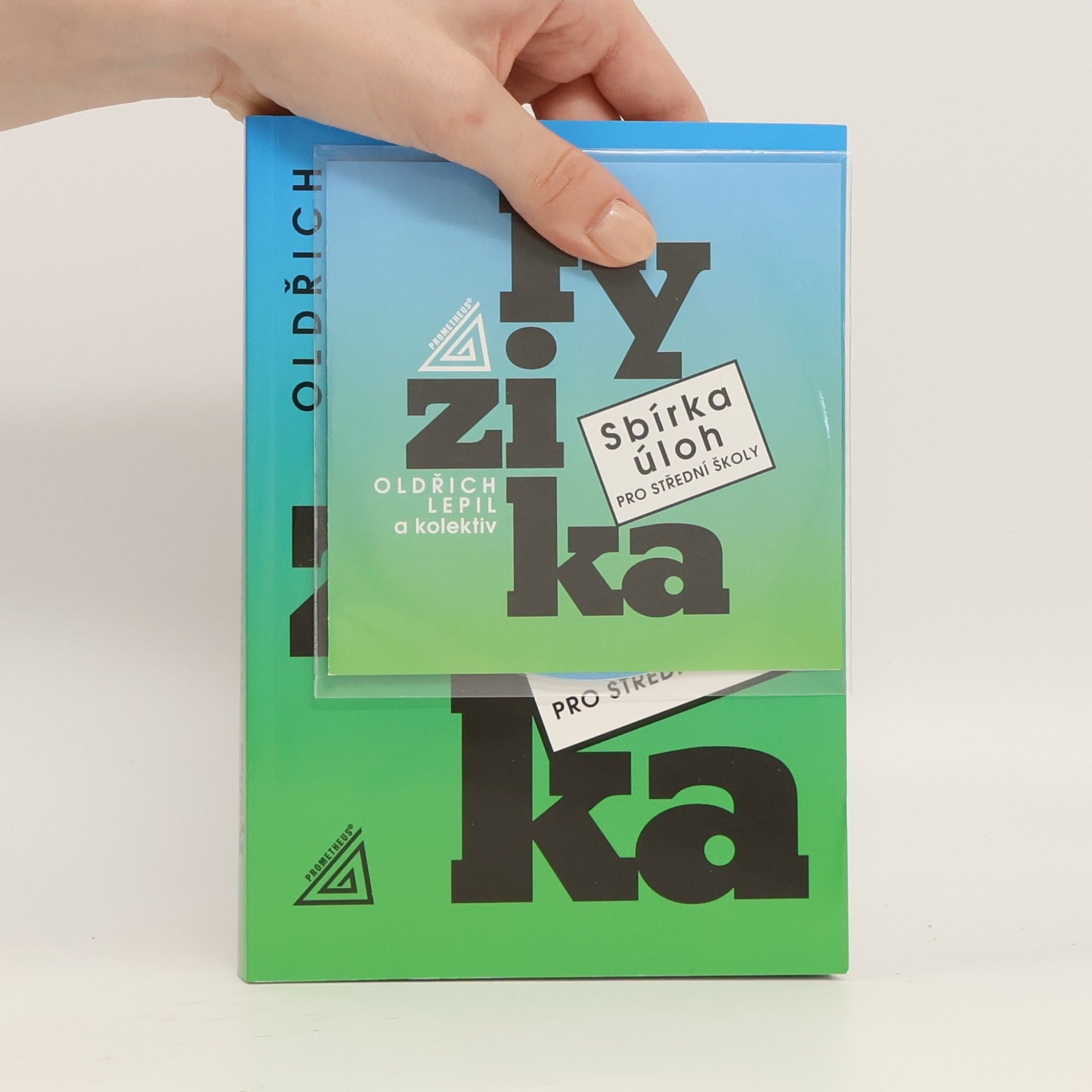 Oldřich Lepil Fyzika. Sbírka úloh pro střední školy