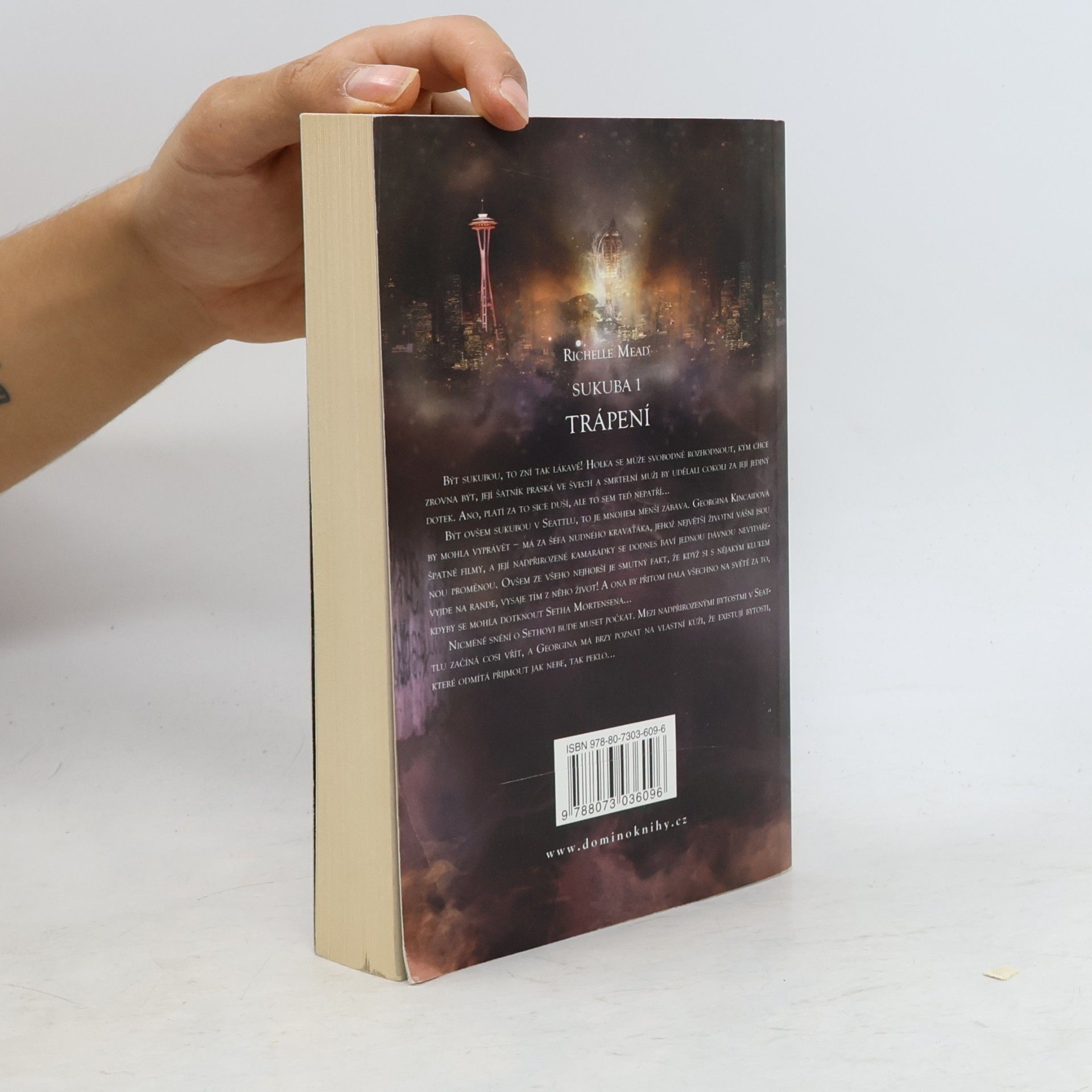 Richelle Mead Trápení. Sukuba. 1. díl