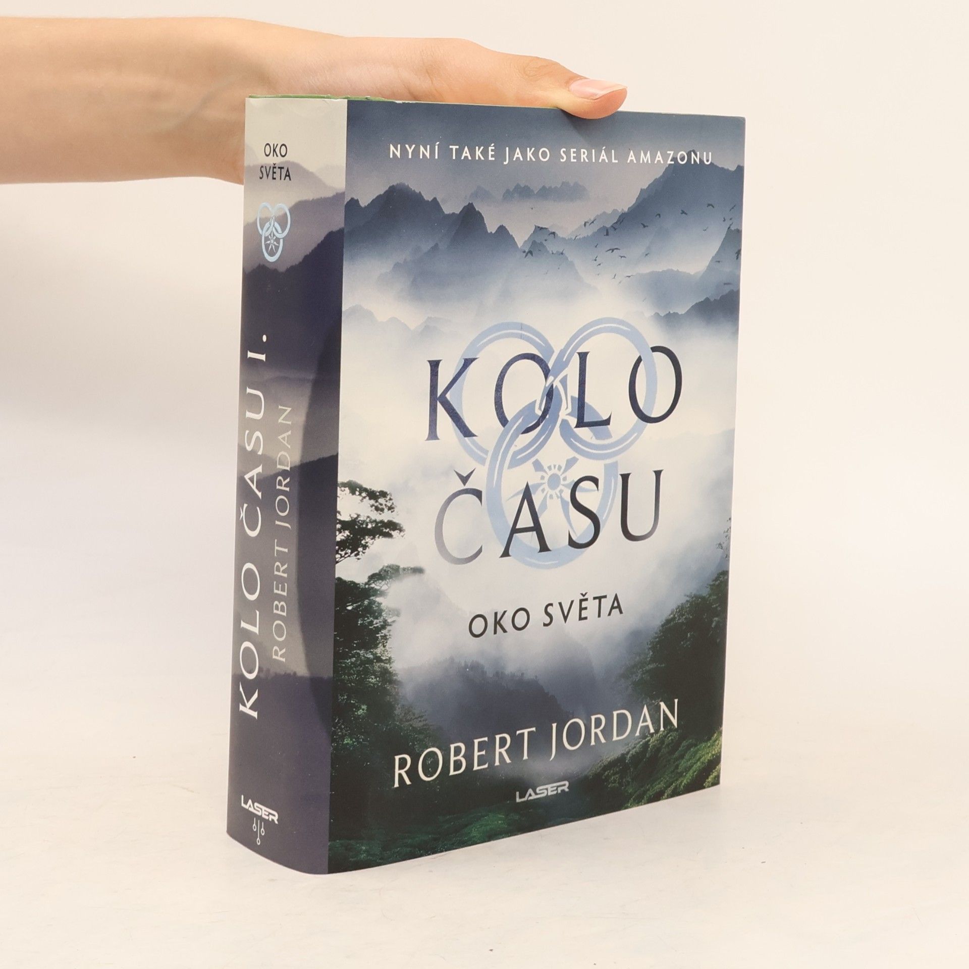 Robert Jordan Kolo času 1. Oko světa