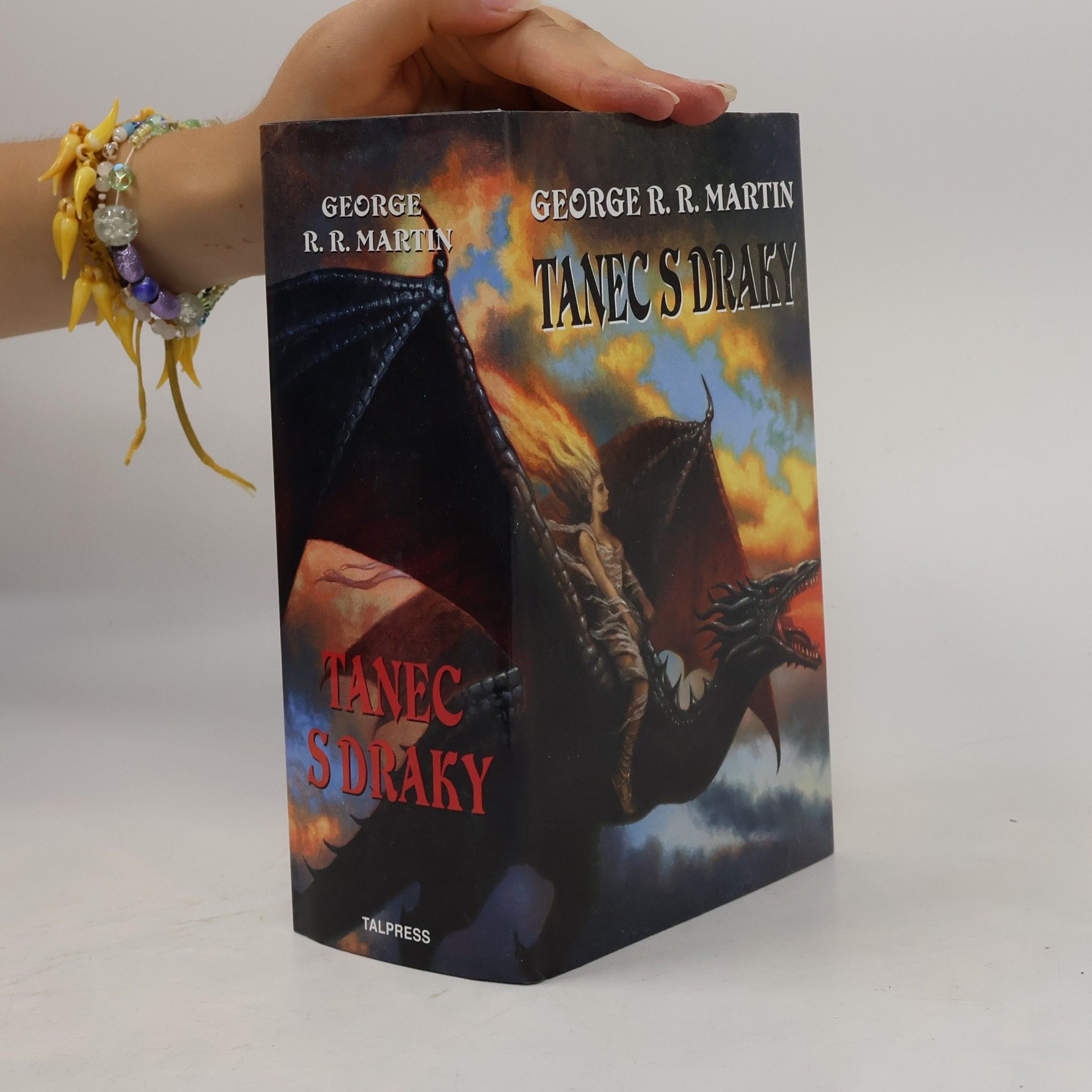 George R. R. Martin Tanec s draky