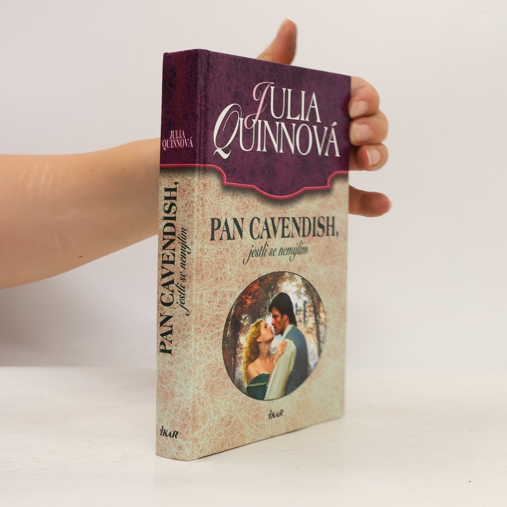 Julia Quinn Pan Cavendish, jestli se nemýlím