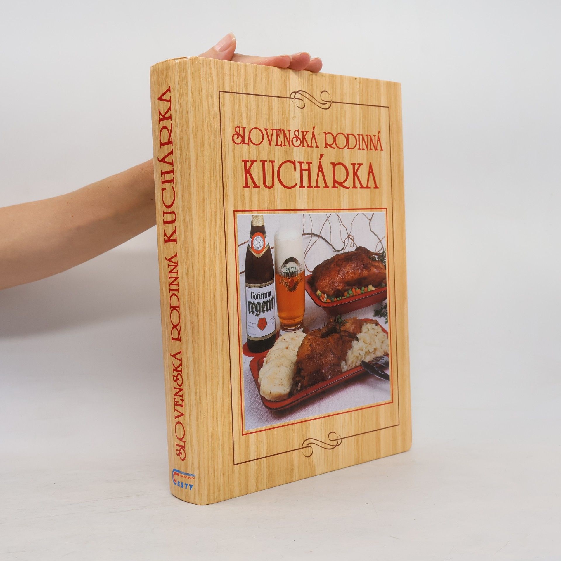 Kolektív autorov Slovenská rodinná kuchárka