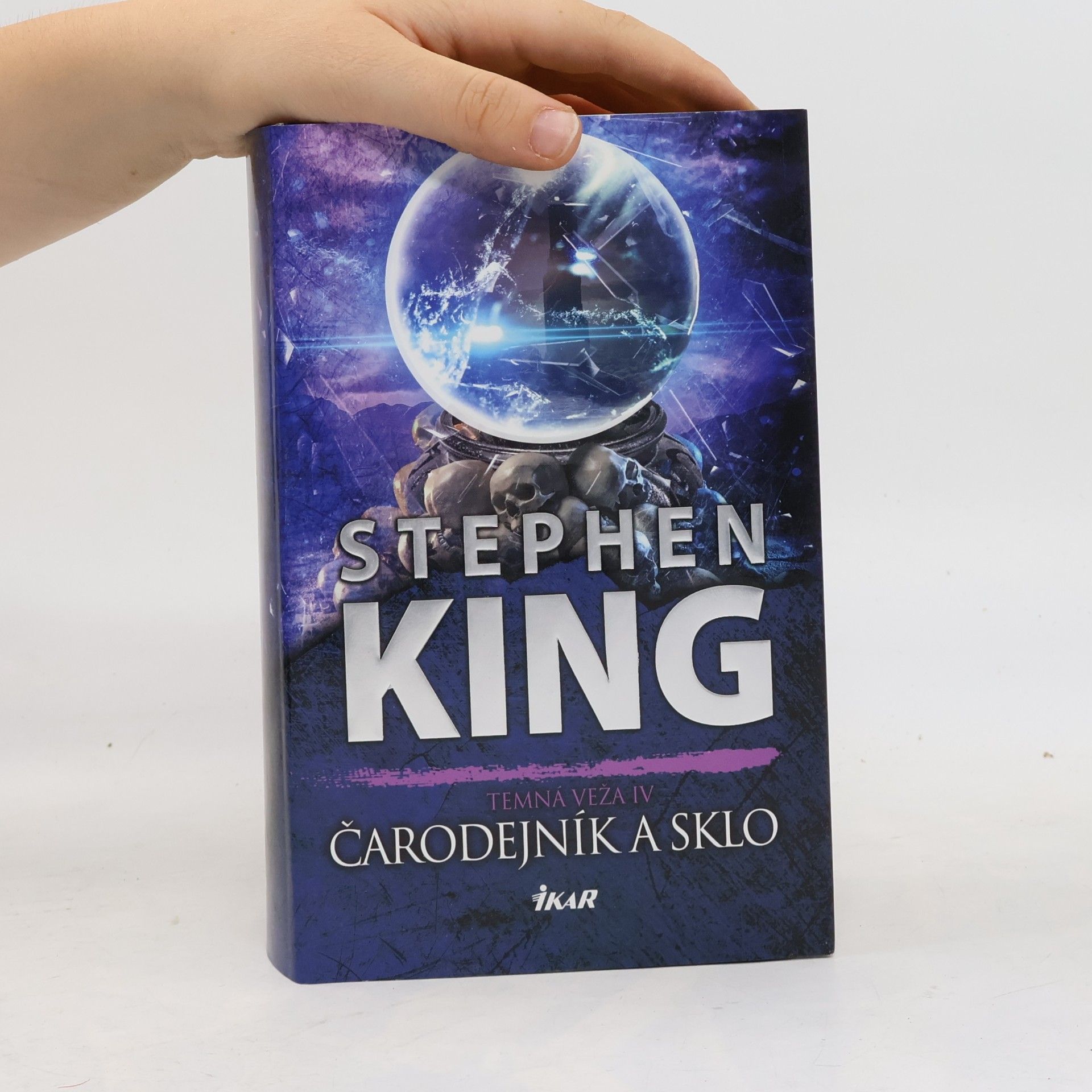 Stephen King Čarodejník a sklo