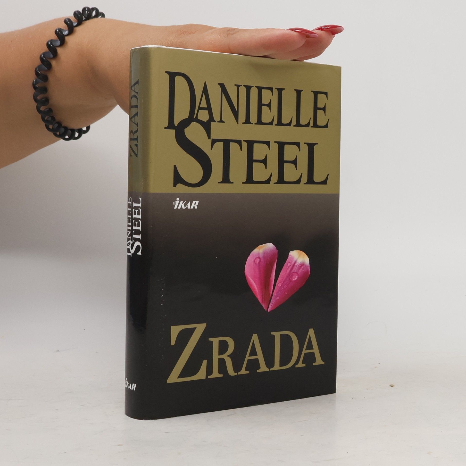 Danielle Steelová Zrada