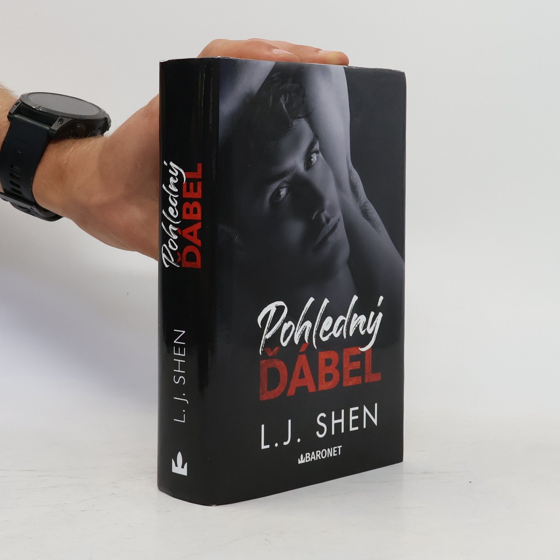 L. J. Shen Pohledný ďábel