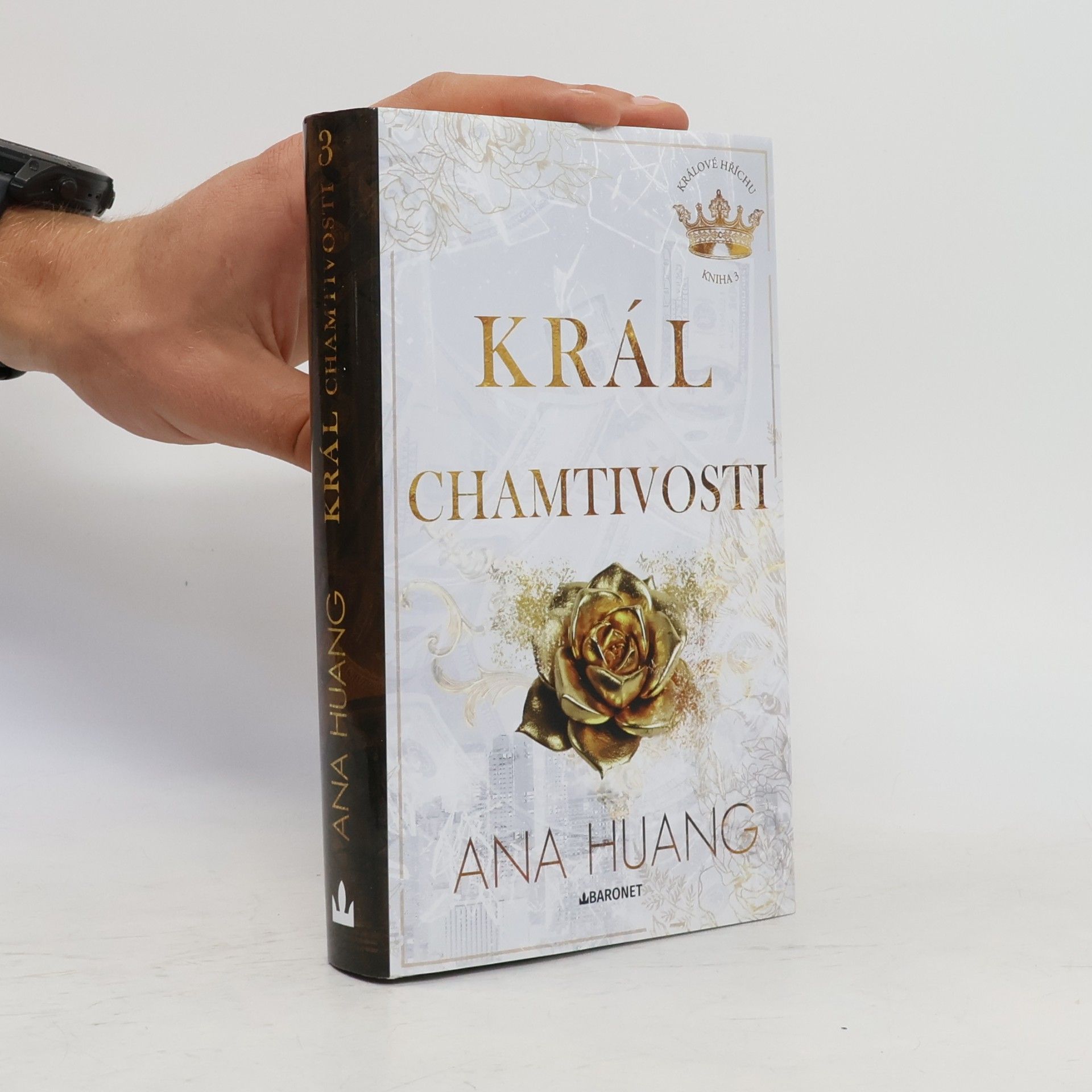 Ana Huang Král chamtivosti