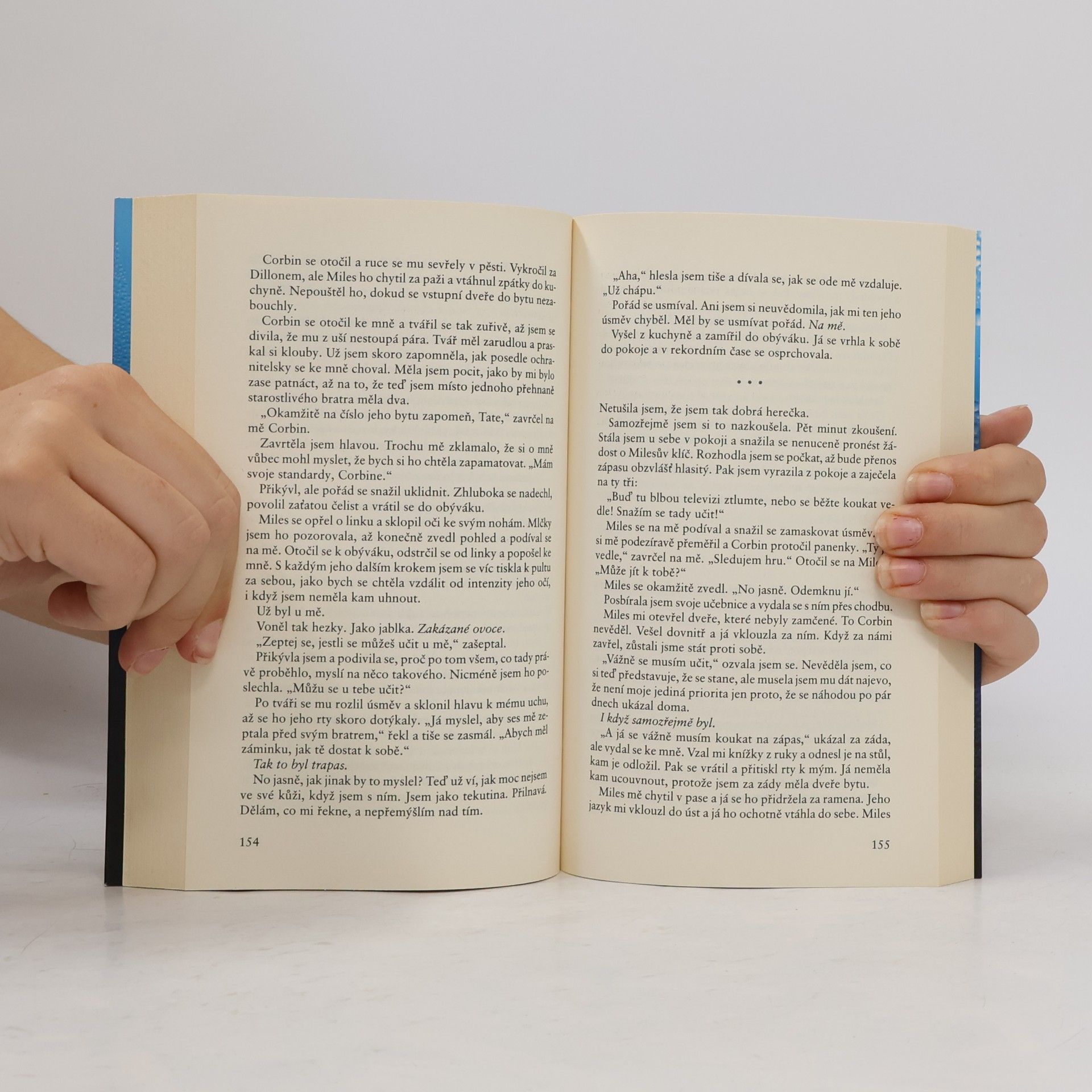 Colleen Hoover Odvrácená tvář lásky