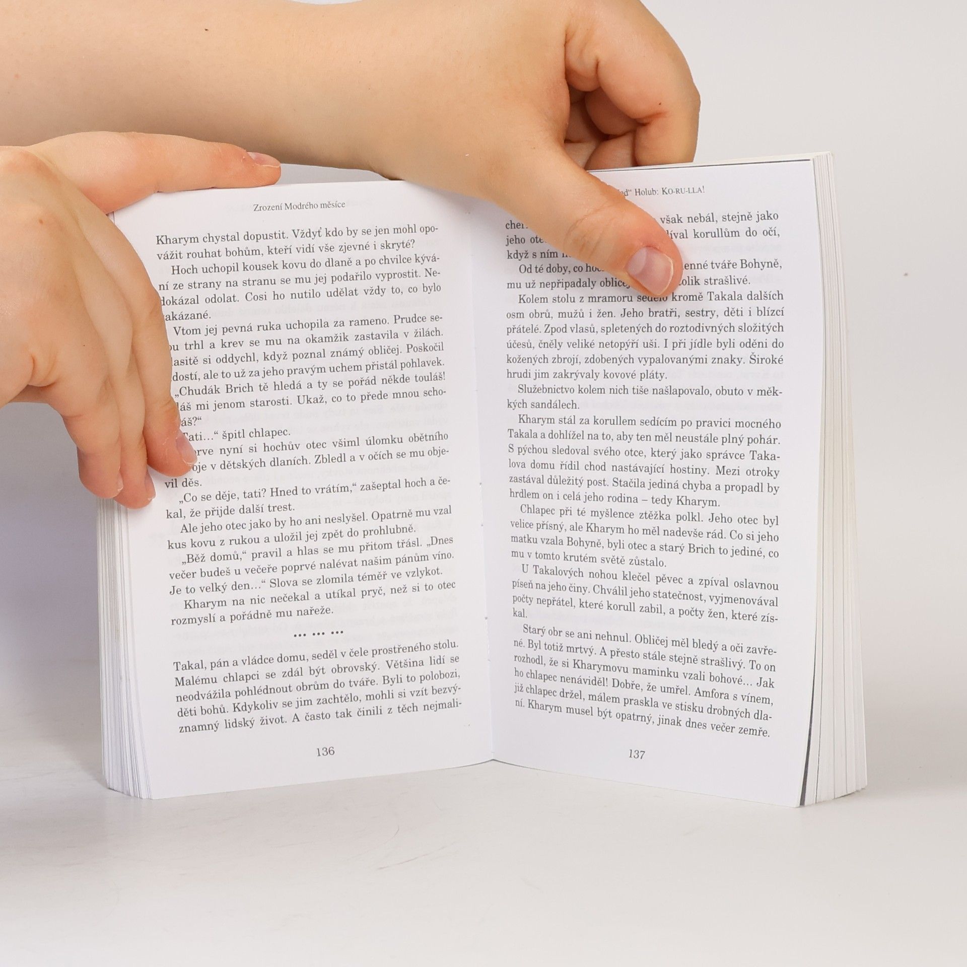 Autorenkollektiv Zrození Modrého měsíce : asterionské povídky Asterionské povídky