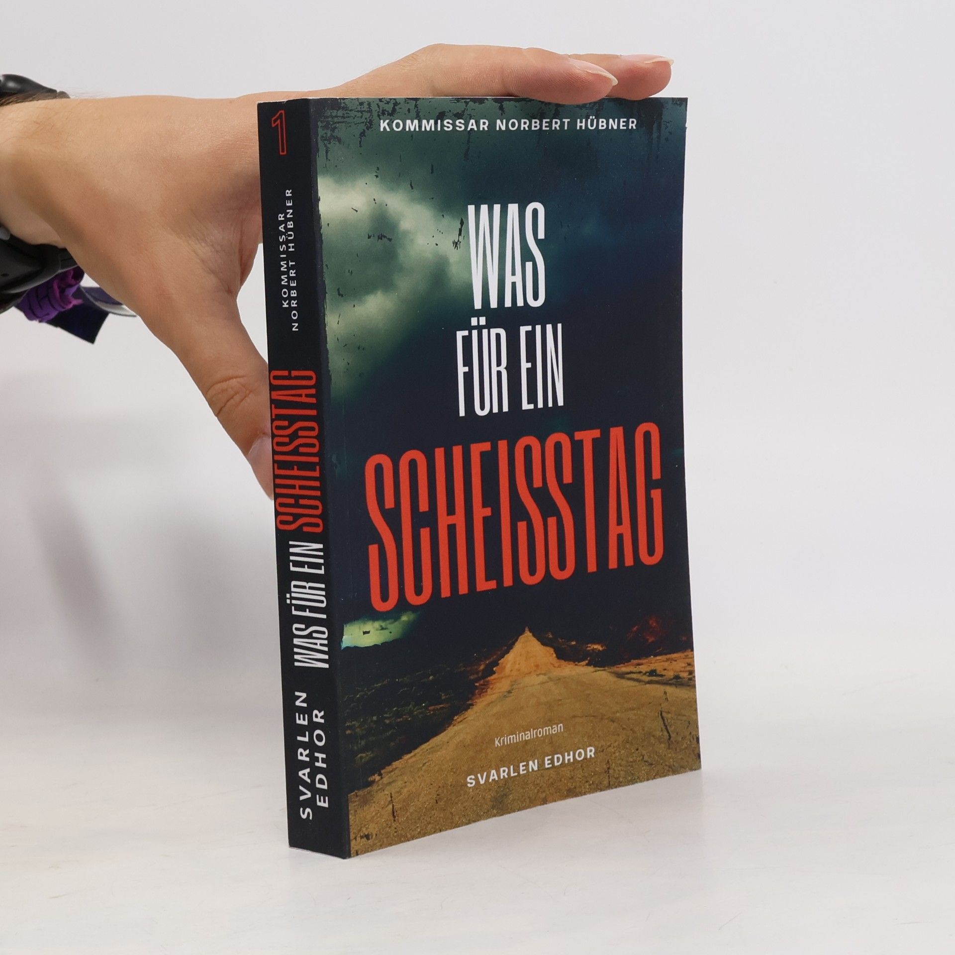 Svarlen Edhor WAS FÜR EIN SCHEISSTAG