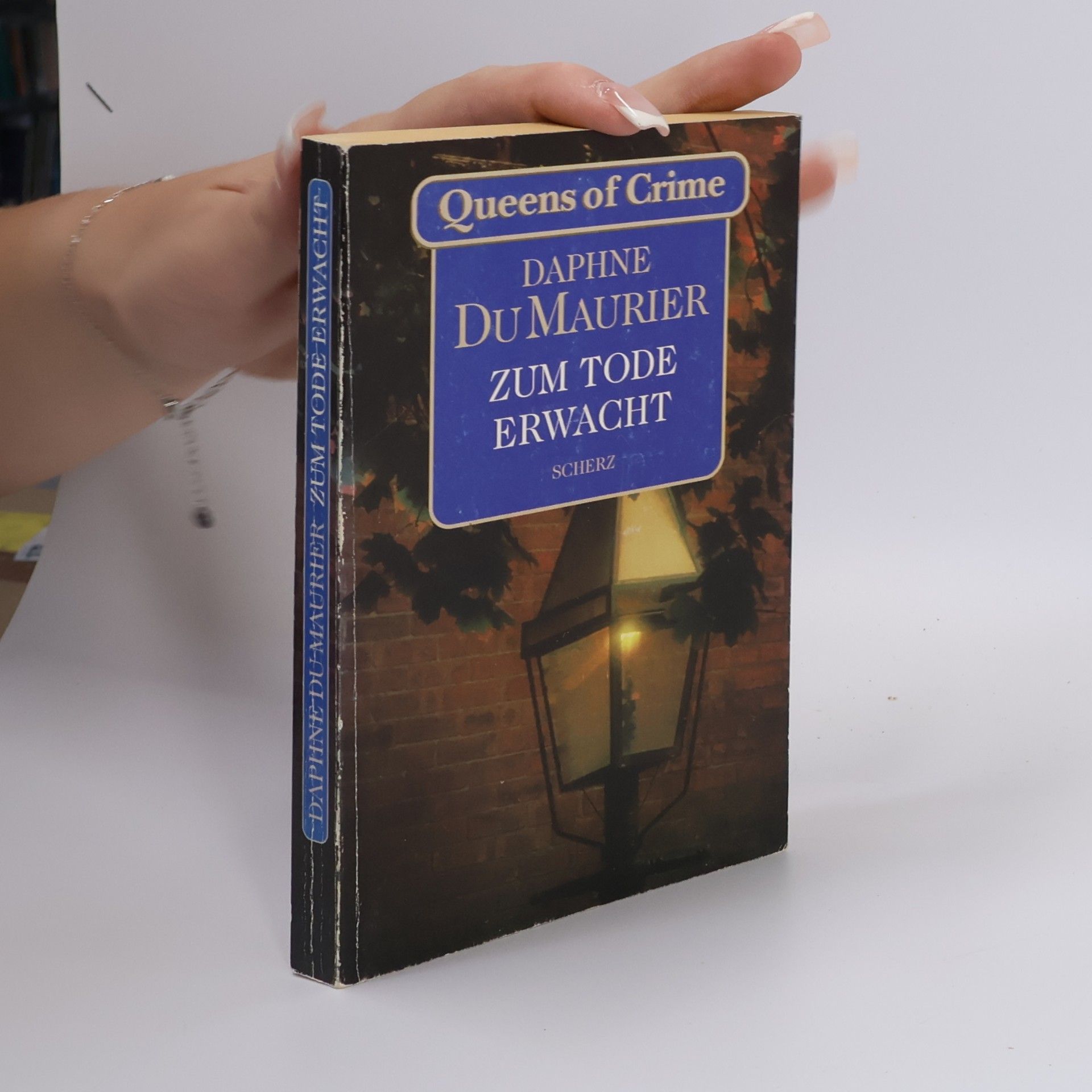 Queens of Crime: Zum Tode erwacht
