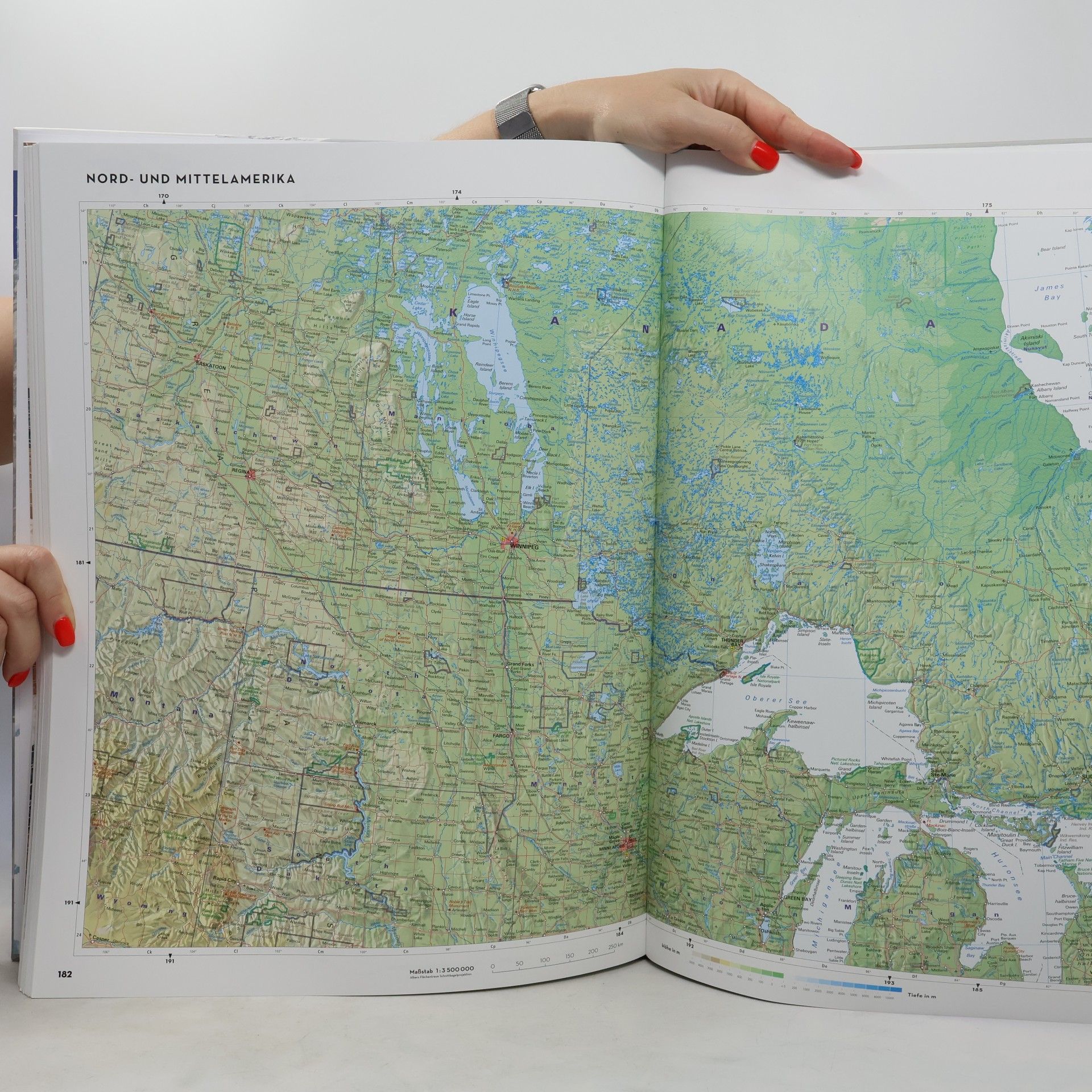 KOSMOS Atlas der Erde. Der Premium-Weltatlas im Großformat