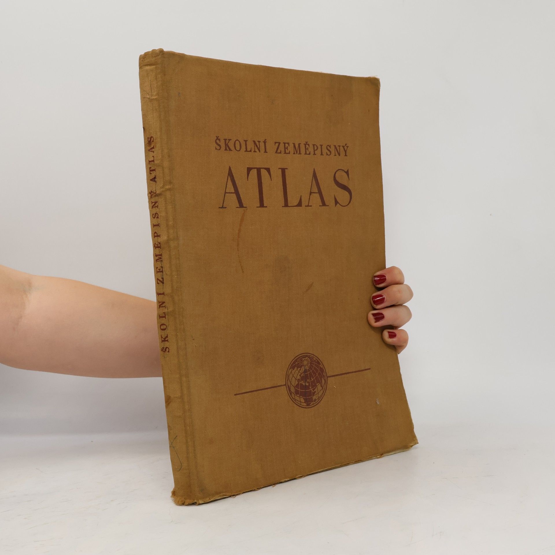Karel Kuchař Školní zeměpisný atlas