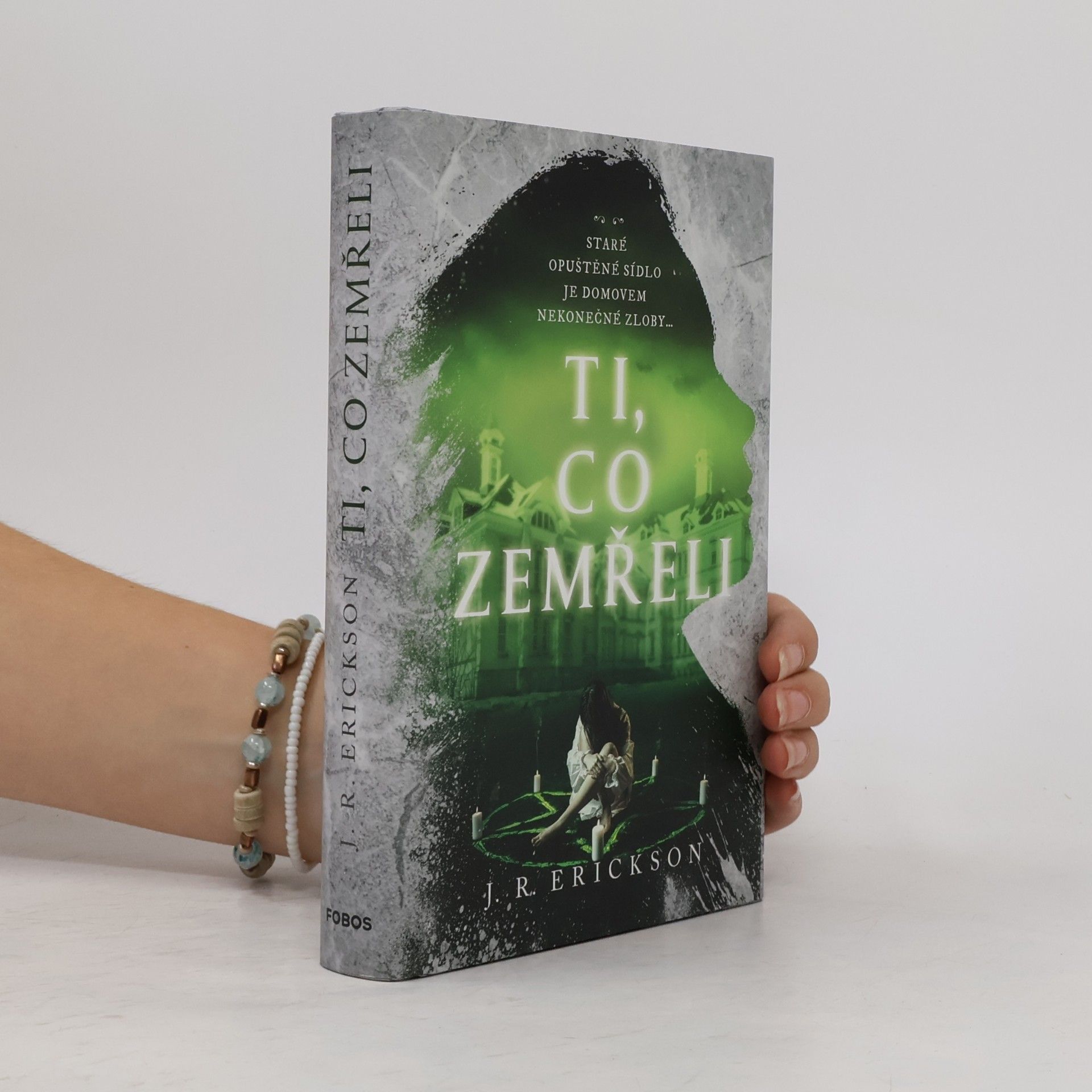 J. R. Erickson Ti, co zemřeli